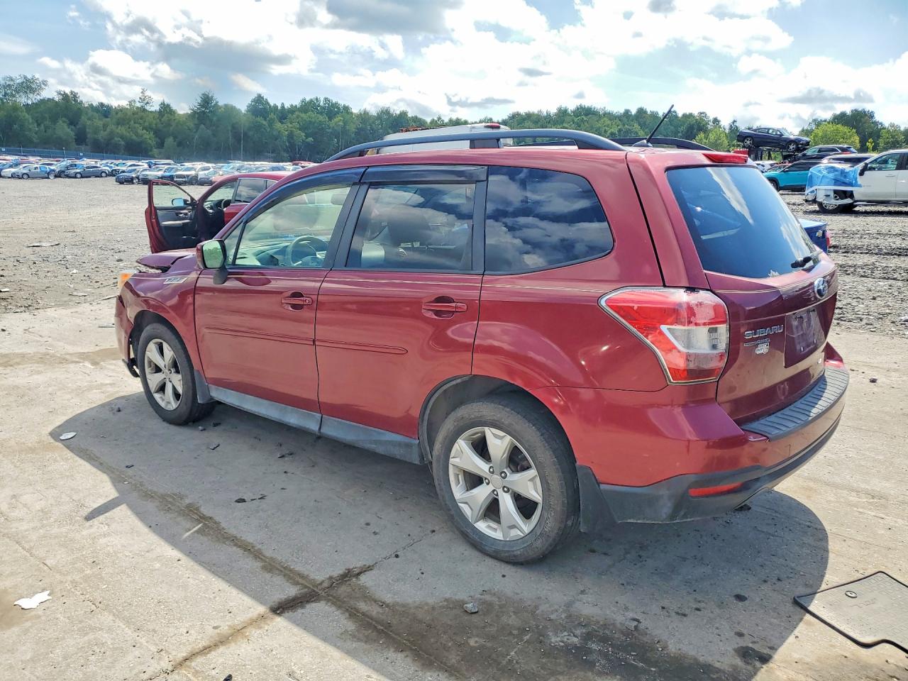 2014 Subaru Forester 2.5i Premium Burgundy vin: JF2SJAEC7EH458935
