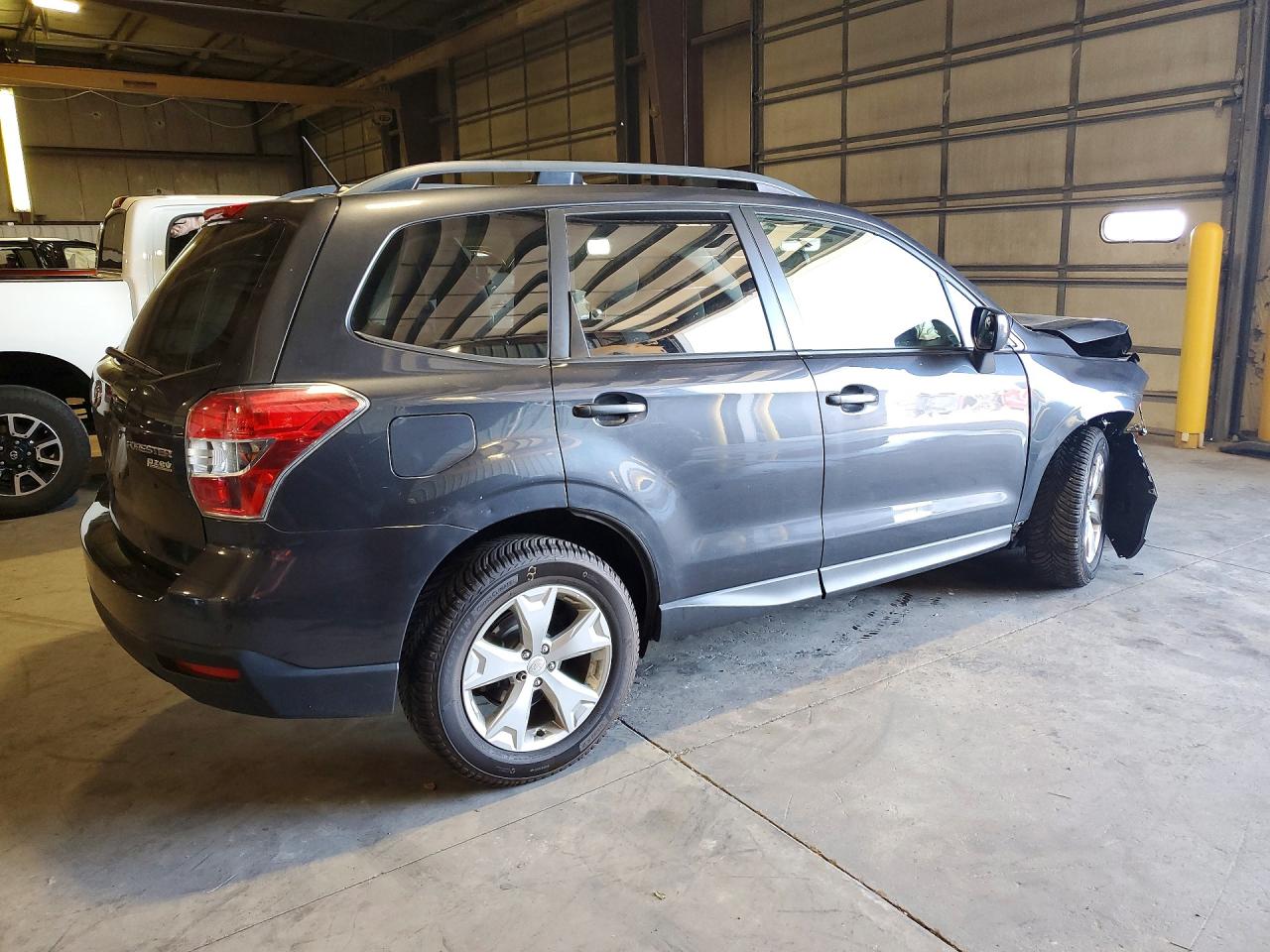 2014 Subaru Forester 2.5i Premium Gray vin: JF2SJAEC7EH462841