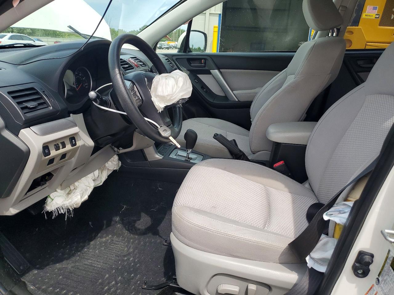 2014 Subaru Forester 2.5i Premium White vin: JF2SJAEC7EH494026