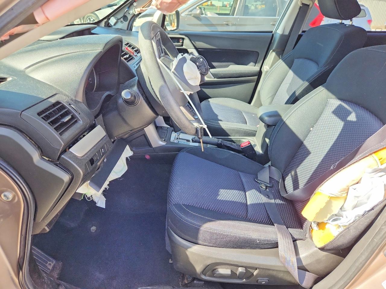 2014 Subaru Forester 2.5i Premium Tan vin: JF2SJAEC7EH496732