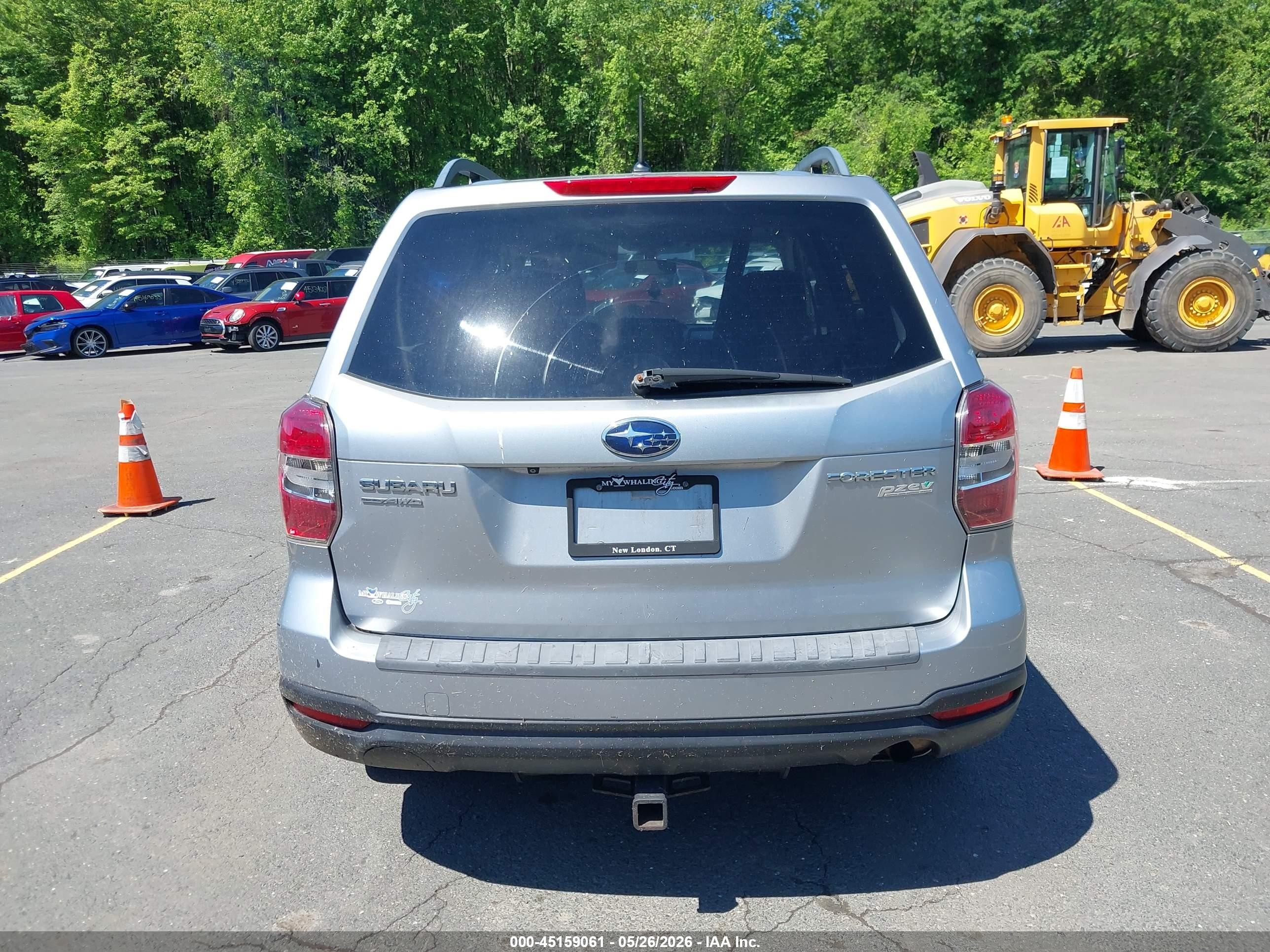 2014 Subaru Forester 2.5i Premium Silver vin: JF2SJAEC7EH509852