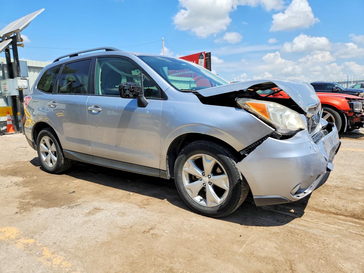 2014 Subaru Forester 2.5i Premium Серебряный vin: JF2SJAEC7EH529647