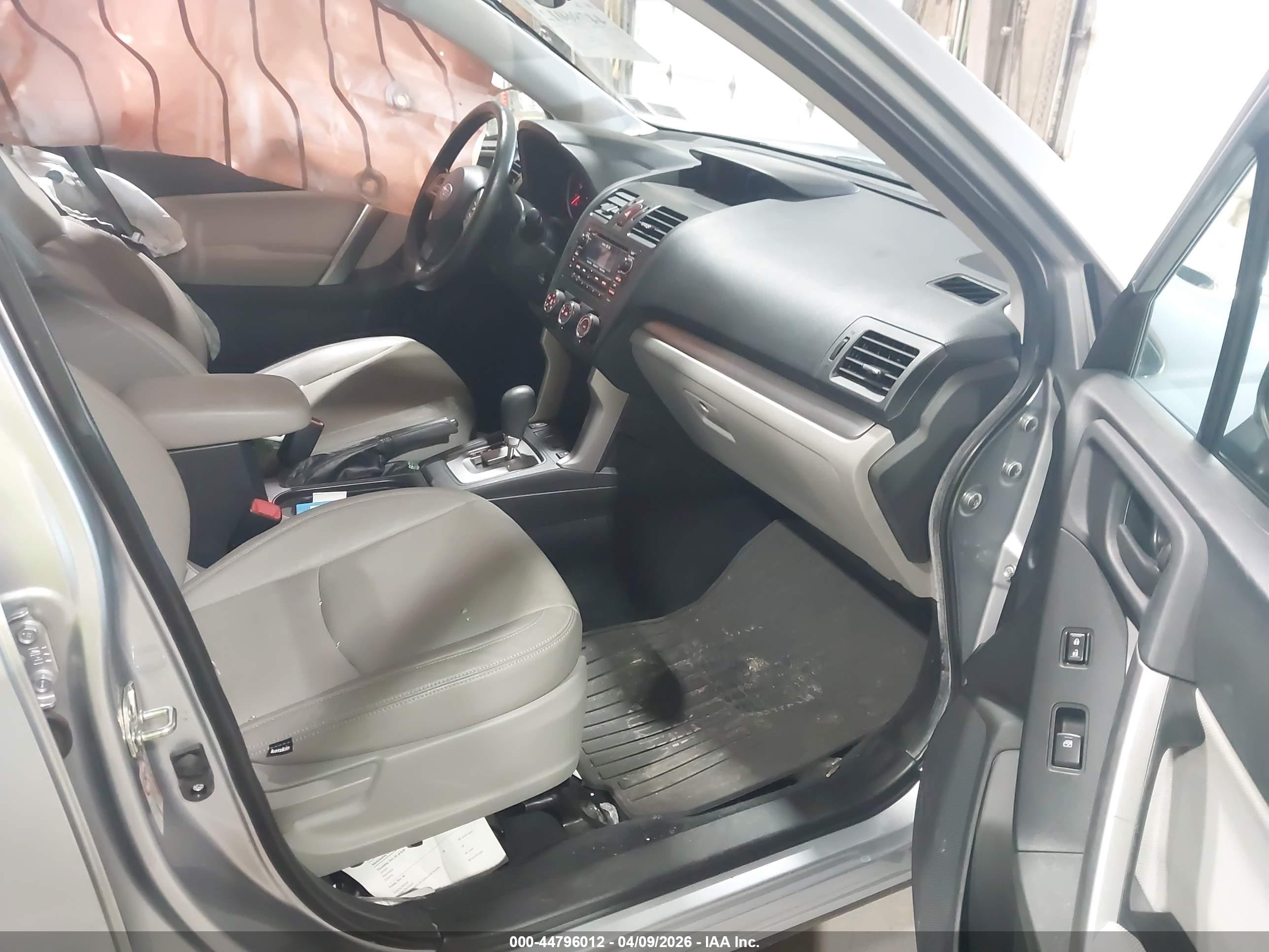 2014 Subaru Forester 2.5i Premium Gray vin: JF2SJAEC7EH535397