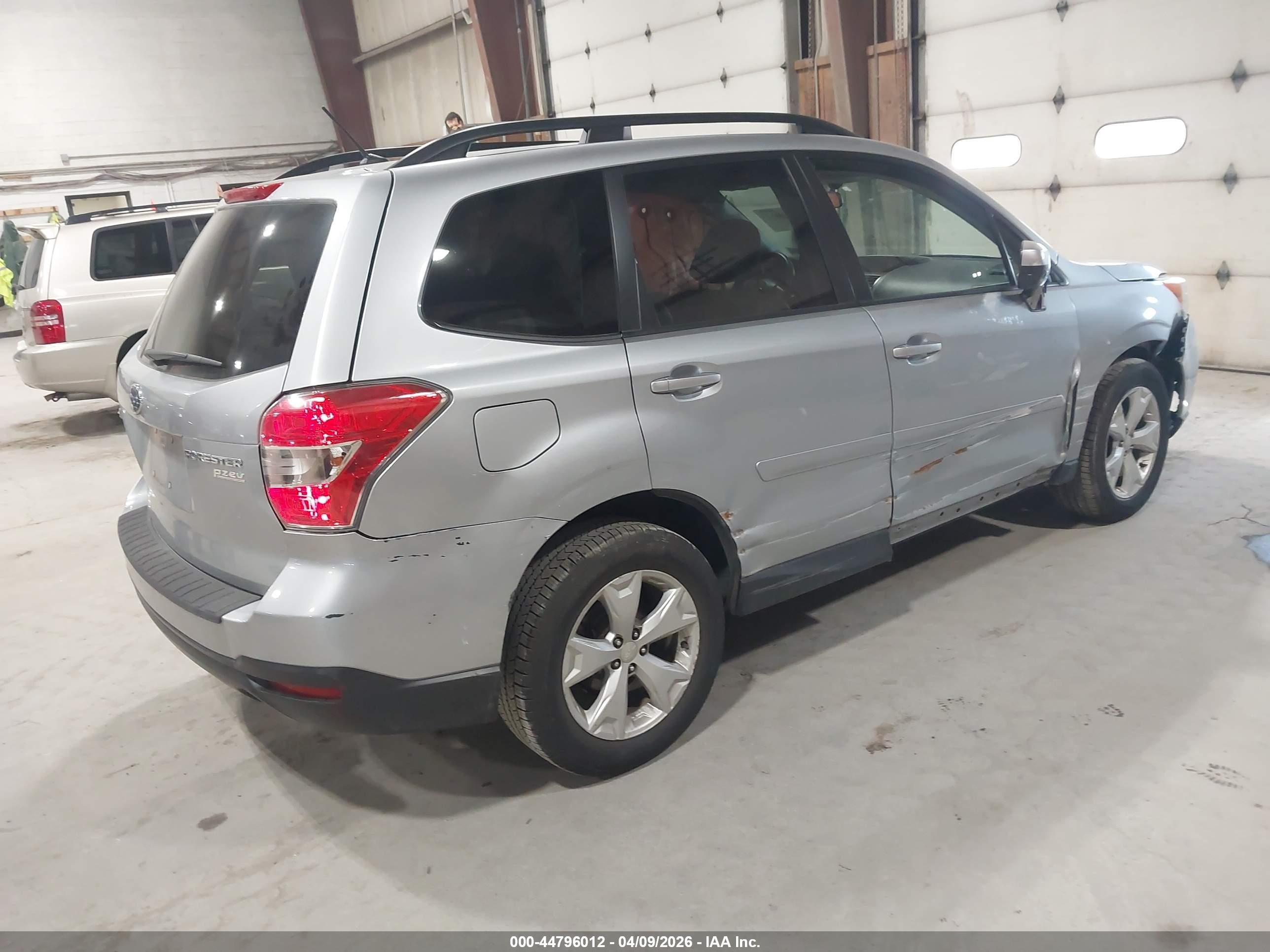 2014 Subaru Forester 2.5i Premium Gray vin: JF2SJAEC7EH535397