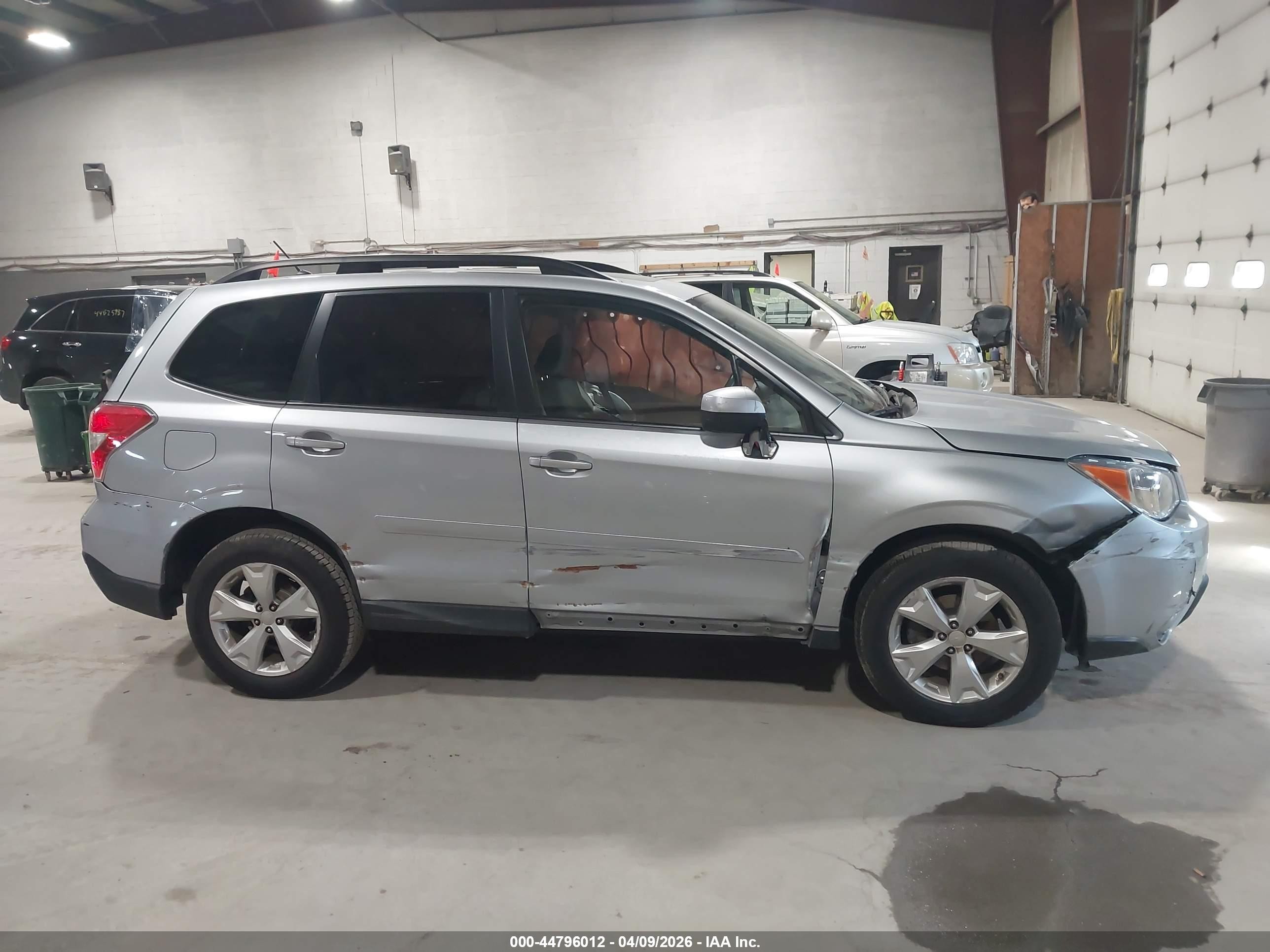 2014 Subaru Forester 2.5i Premium Gray vin: JF2SJAEC7EH535397
