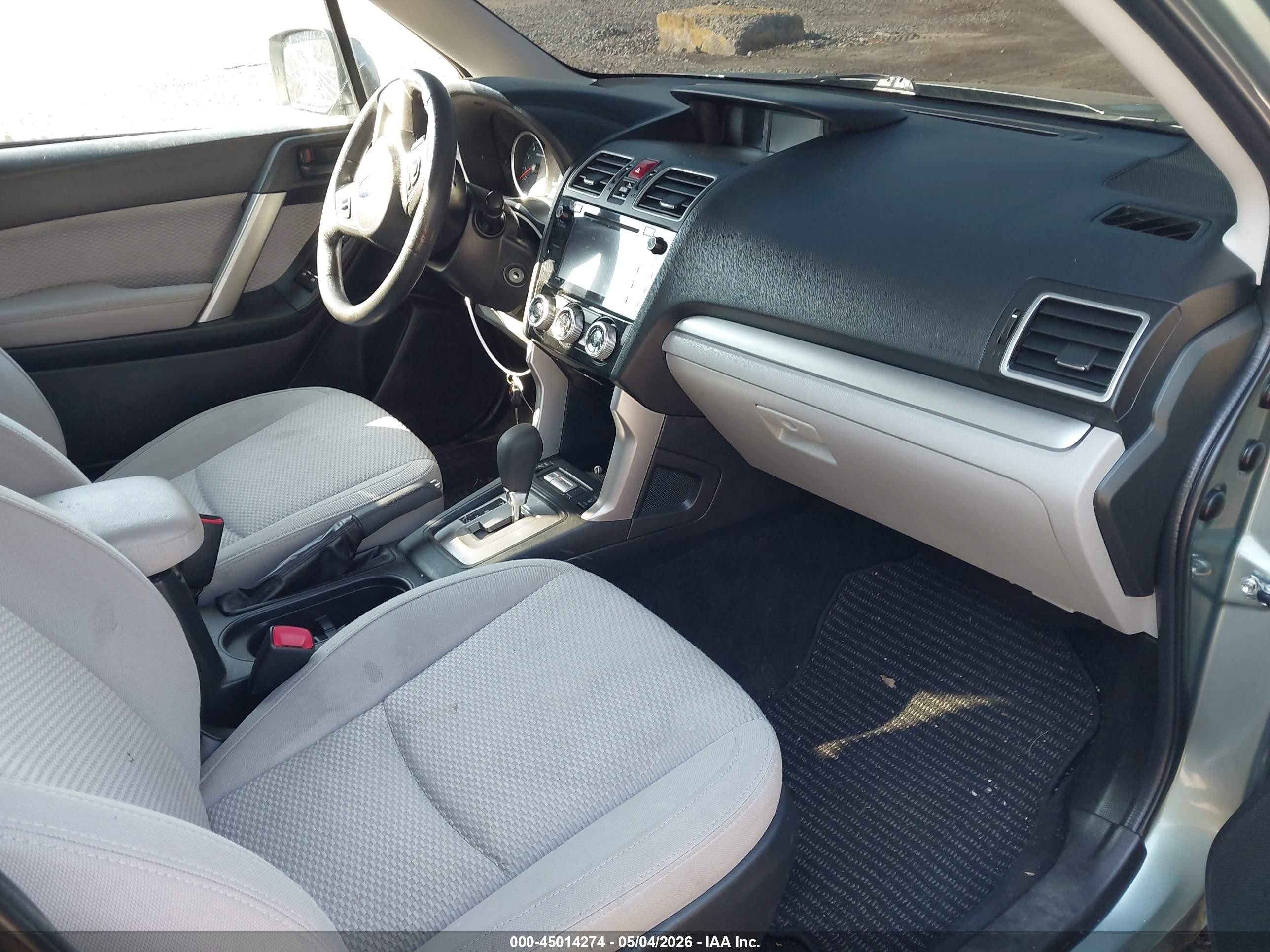 2017 Subaru Forester 2.5i Premium Зеленый vin: JF2SJAEC7HH497206