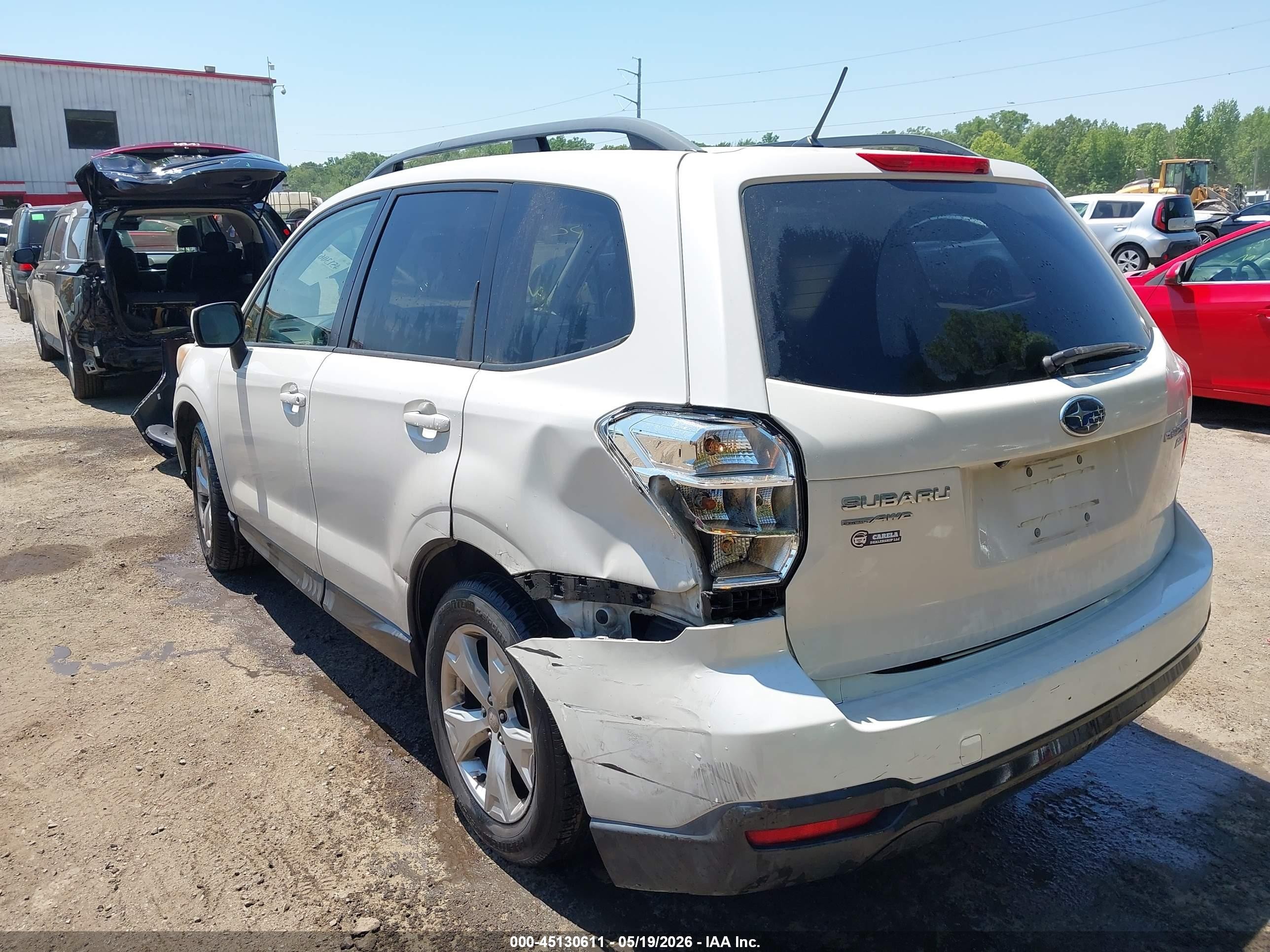 2014 Subaru Forester 2.5i Premium White vin: JF2SJAEC8EH427886