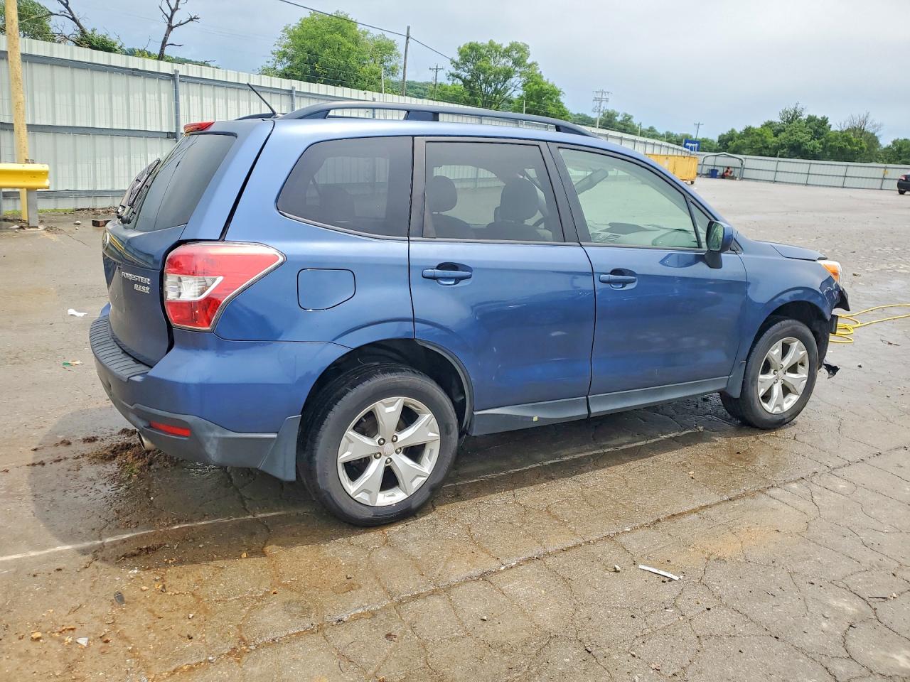 2014 Subaru Forester 2.5i Premium Blue vin: JF2SJAEC8EH441724