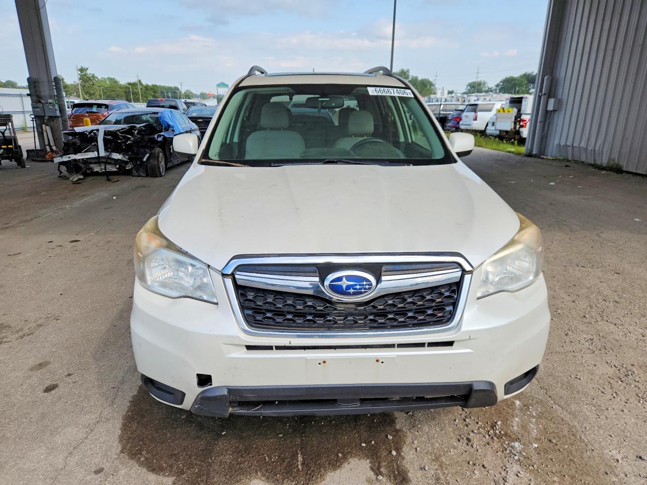 2014 Subaru Forester 2.5i Premium Белый vin: JF2SJAEC8EH452951