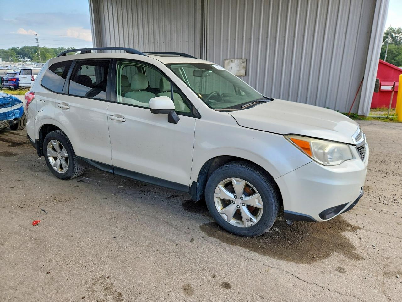 2014 Subaru Forester 2.5i Premium Белый vin: JF2SJAEC8EH452951