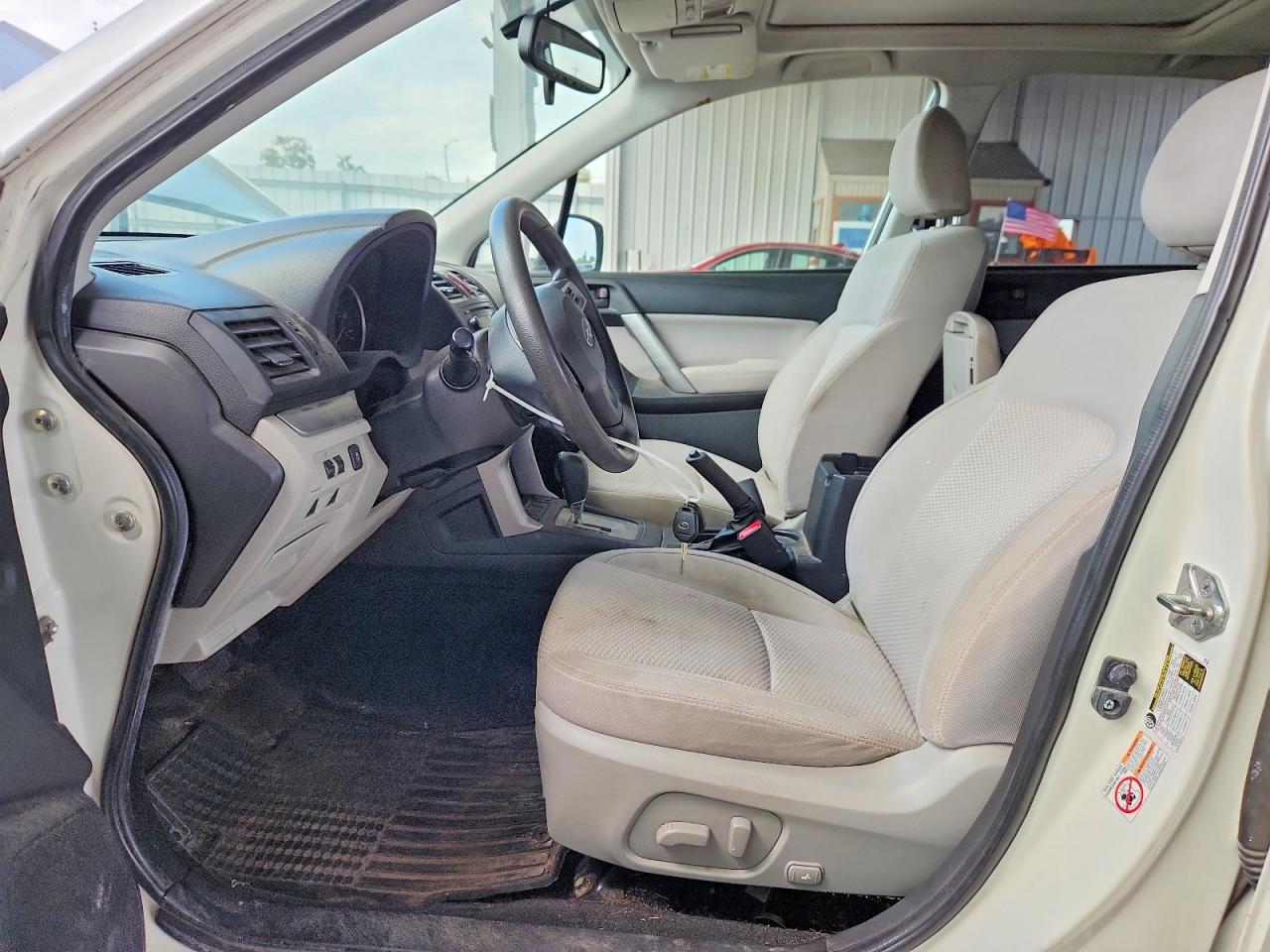 2014 Subaru Forester 2.5i Premium Белый vin: JF2SJAEC8EH452951