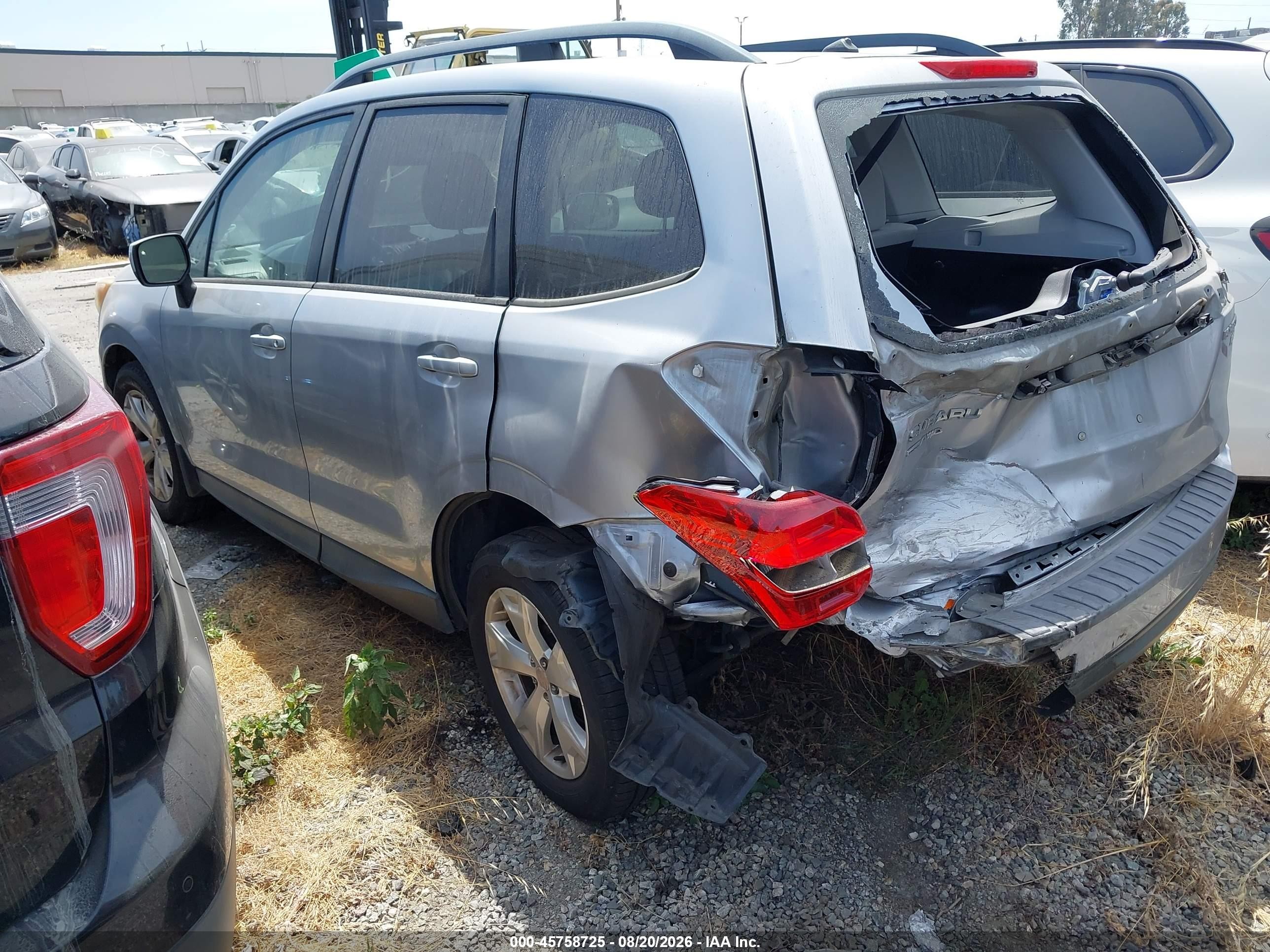 2014 Subaru Forester 2.5i Premium Silver vin: JF2SJAEC8EH455347