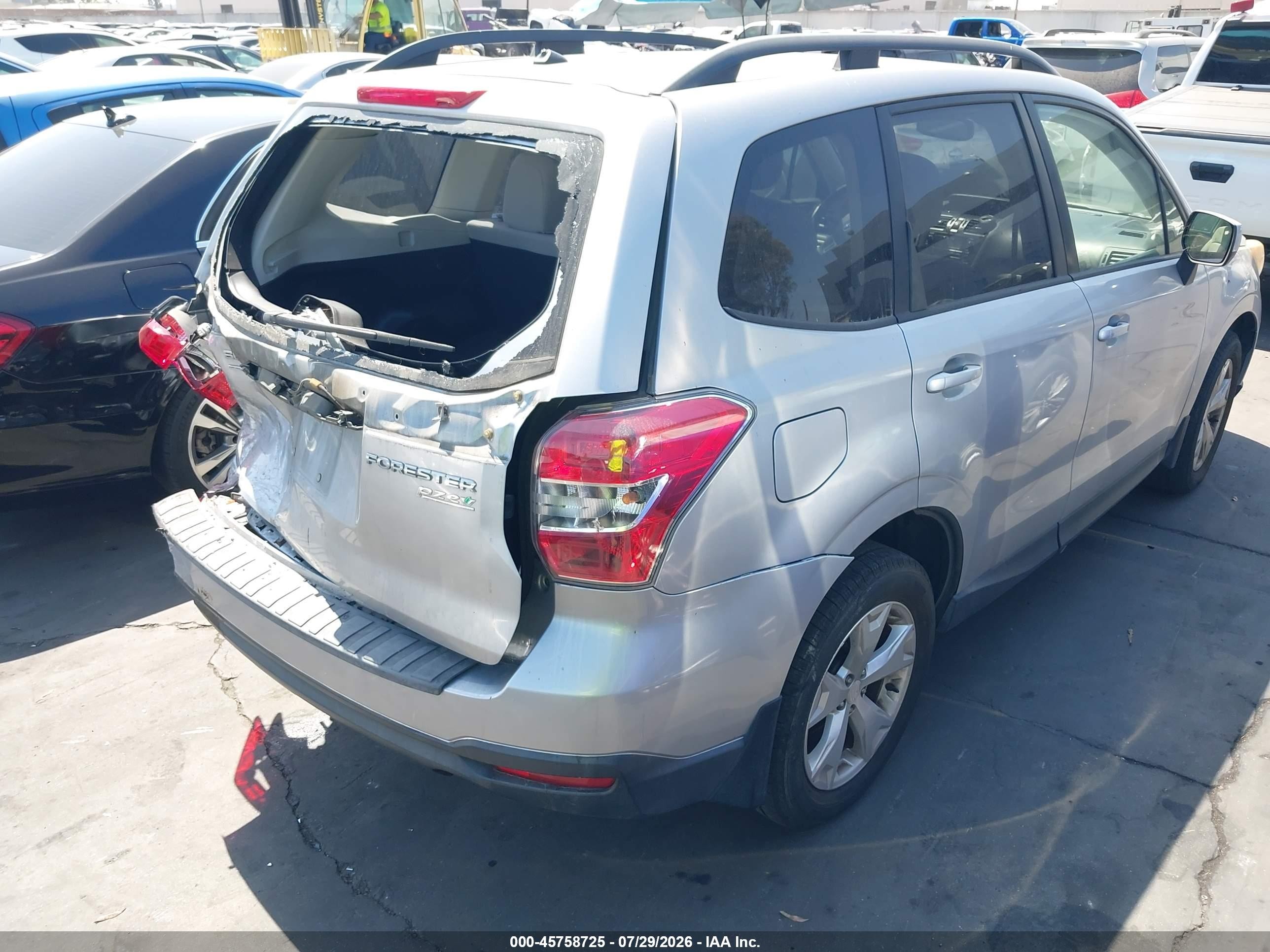 2014 Subaru Forester 2.5i Premium Silver vin: JF2SJAEC8EH455347