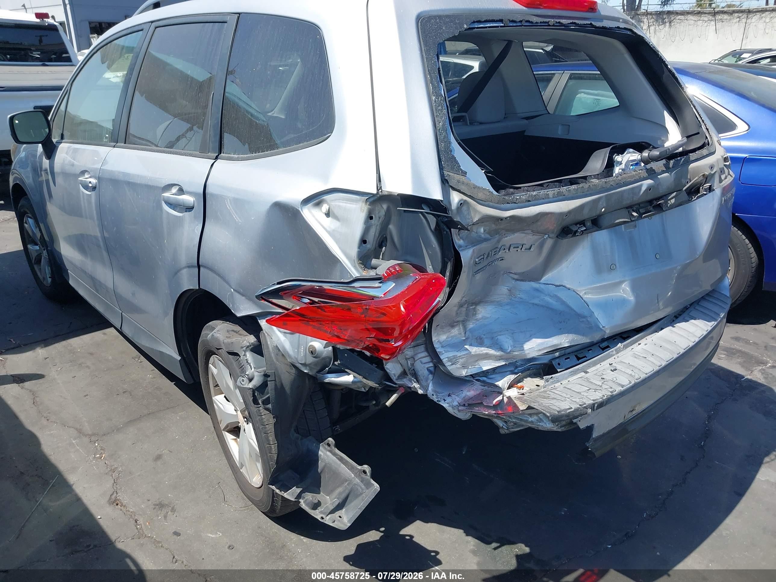 2014 Subaru Forester 2.5i Premium Silver vin: JF2SJAEC8EH455347