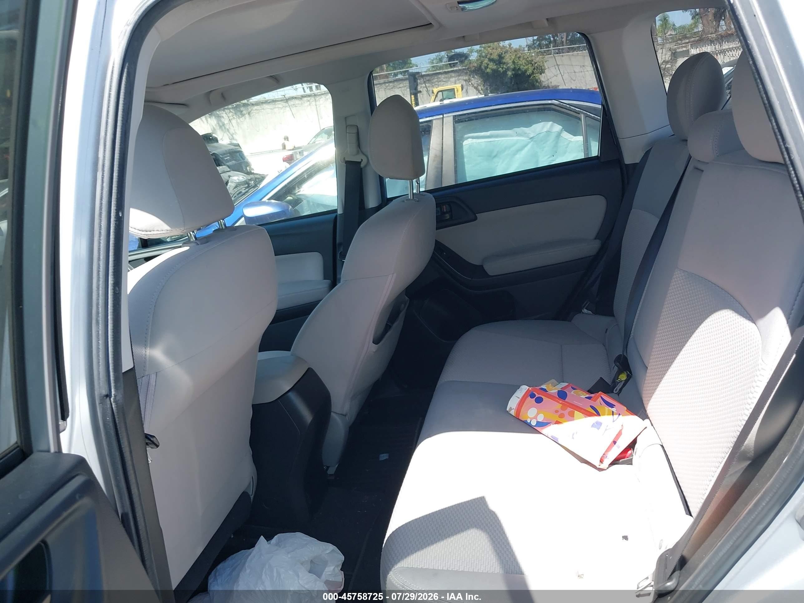 2014 Subaru Forester 2.5i Premium Silver vin: JF2SJAEC8EH455347