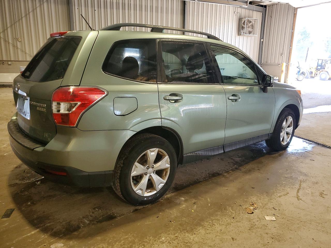 2014 Subaru Forester 2.5i Premium Green vin: JF2SJAEC8EH458460