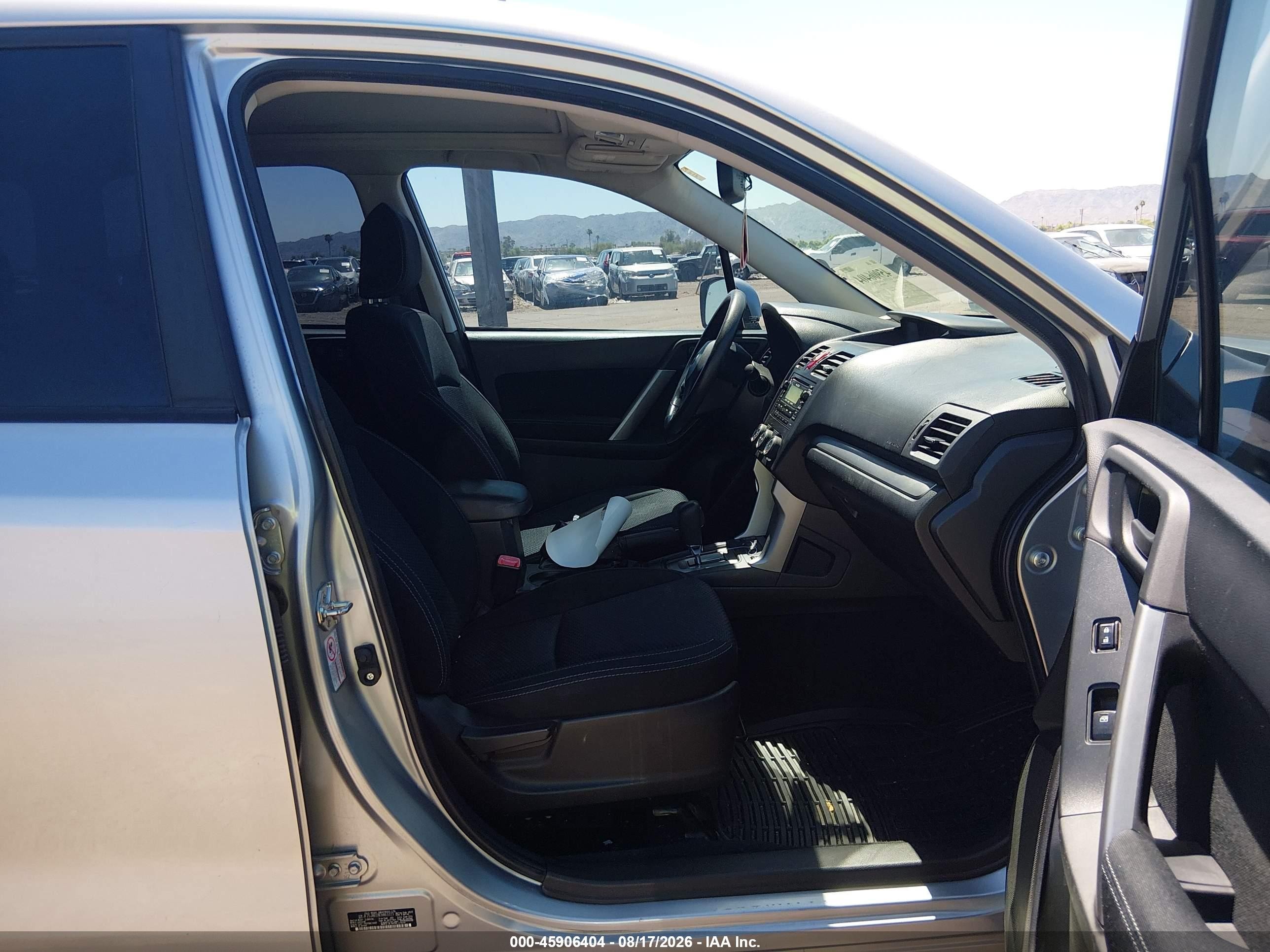 2014 Subaru Forester 2.5i Premium Silver vin: JF2SJAEC8EH463223