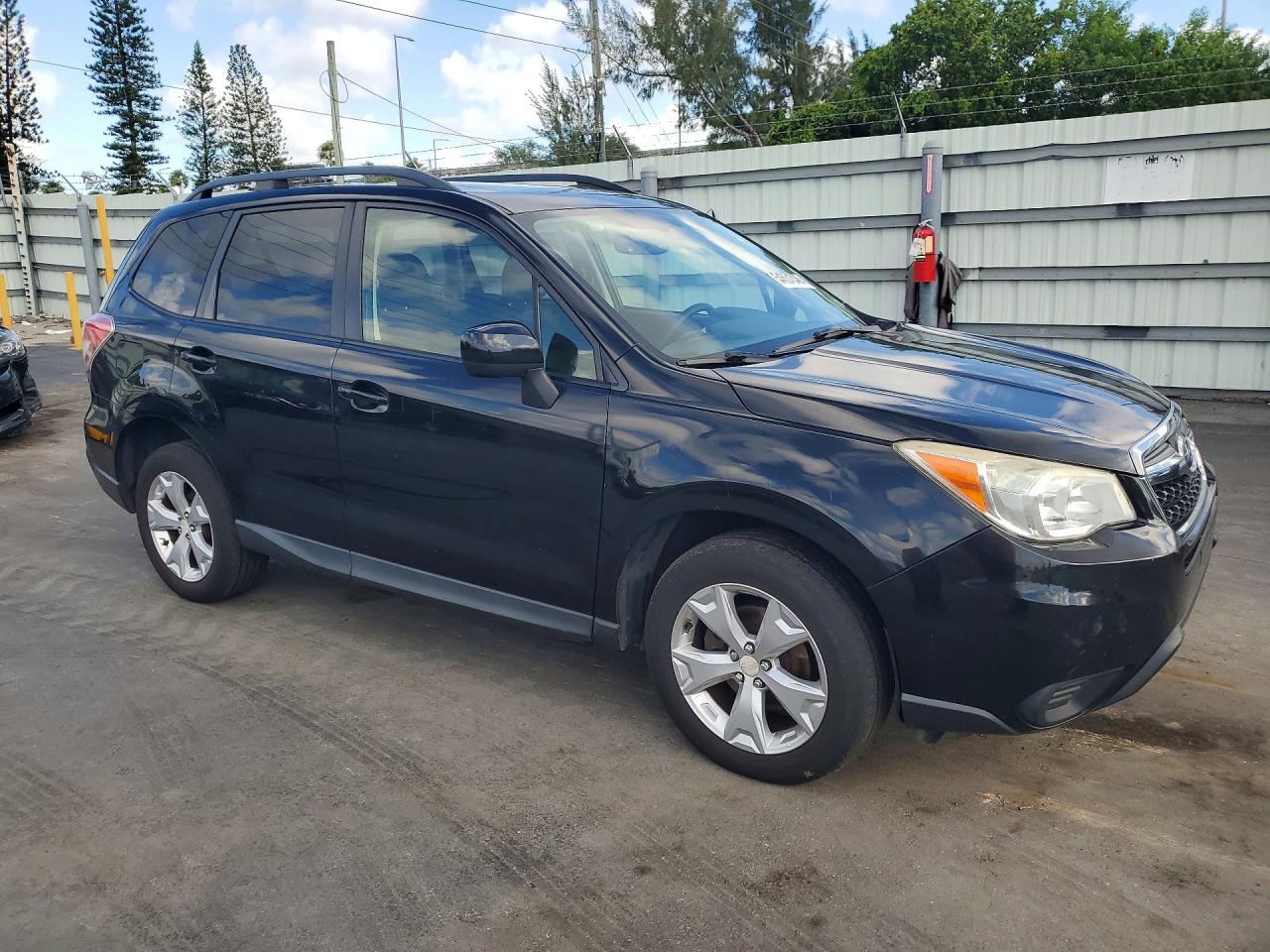 2014 Subaru Forester 2.5i Premium Black vin: JF2SJAEC8EH467868
