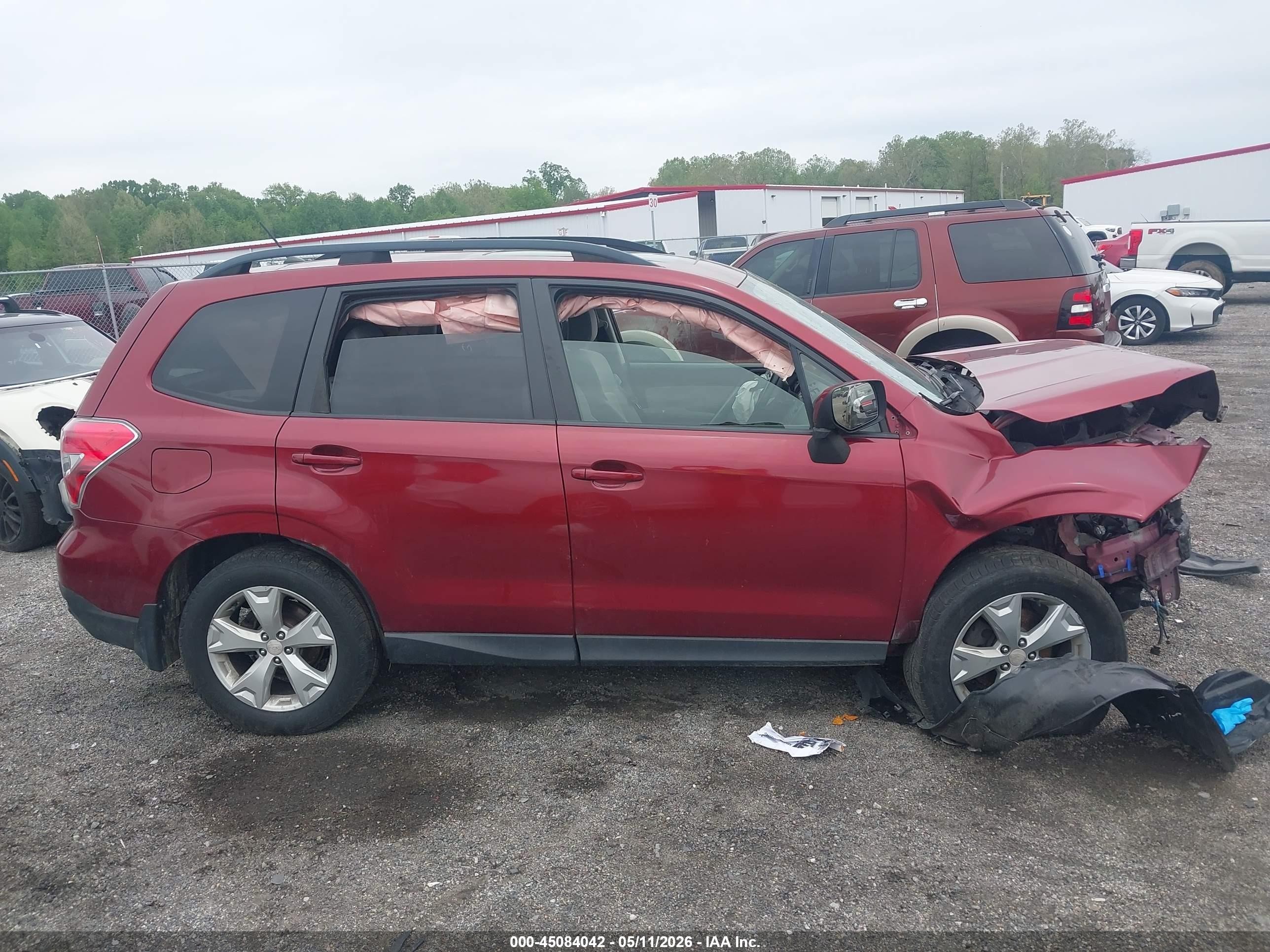 2014 Subaru Forester 2.5i Premium Red vin: JF2SJAEC8EH483228
