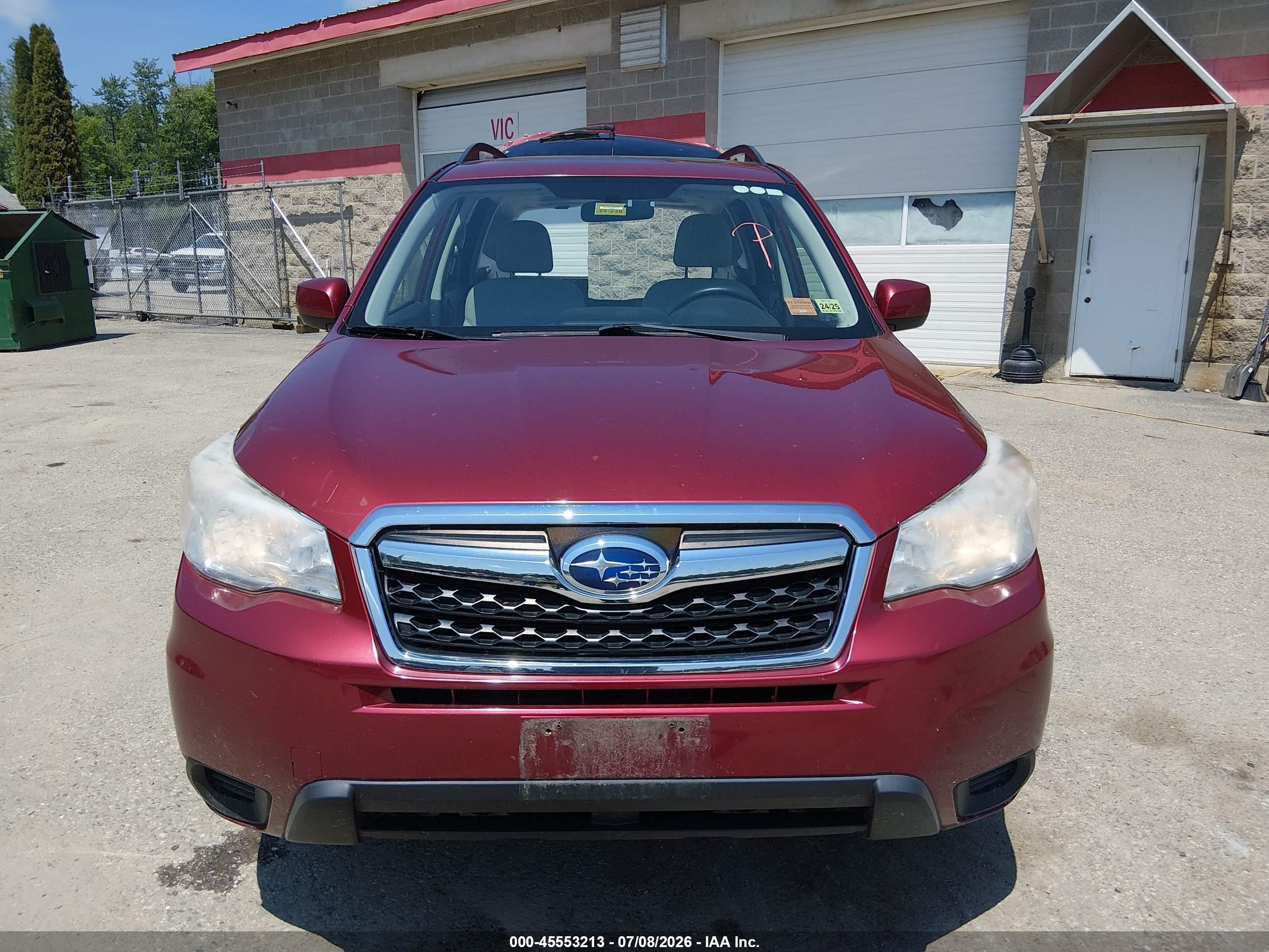 2014 Subaru Forester 2.5i Premium Red vin: JF2SJAEC8EH505017