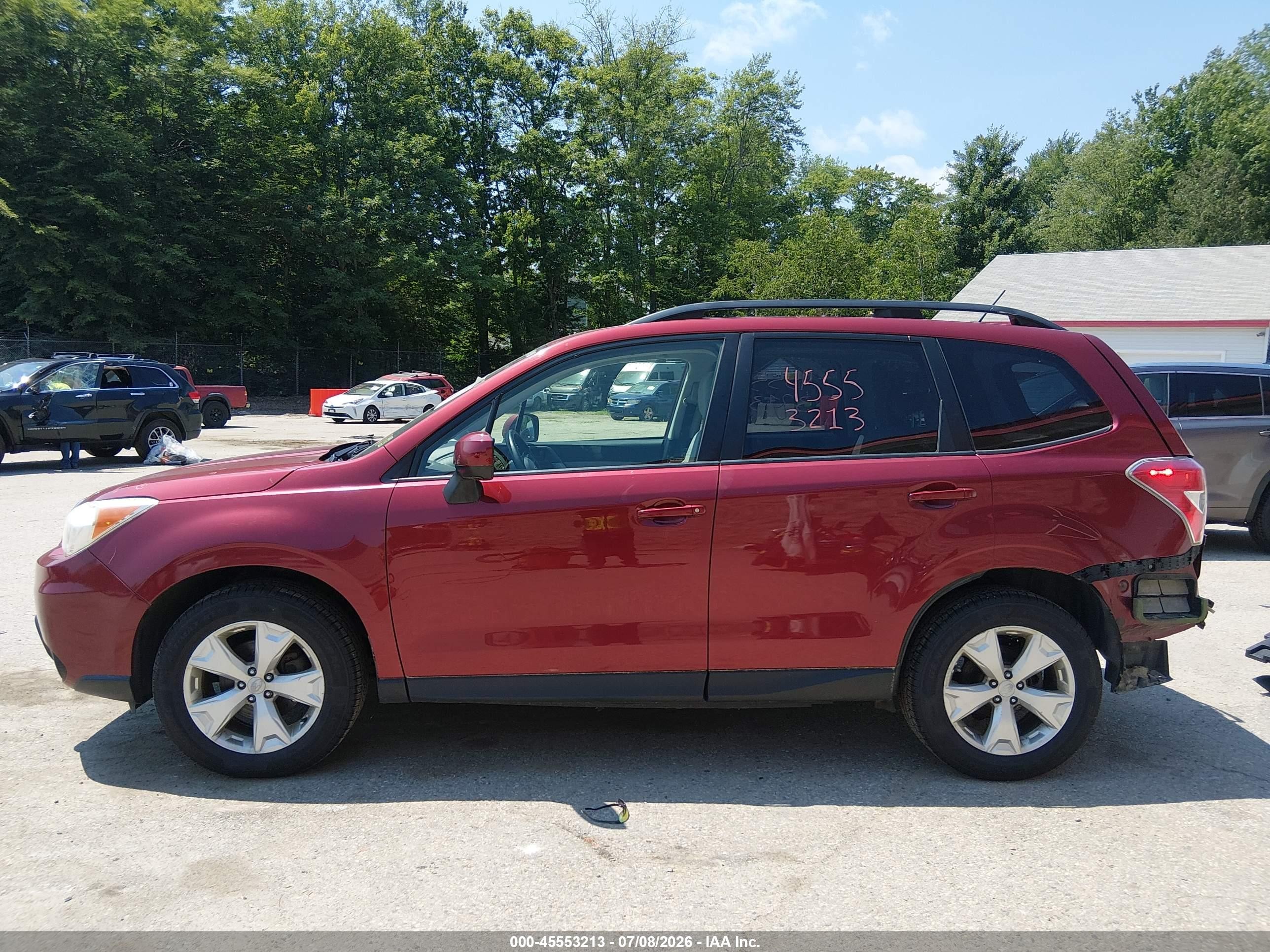 2014 Subaru Forester 2.5i Premium Red vin: JF2SJAEC8EH505017
