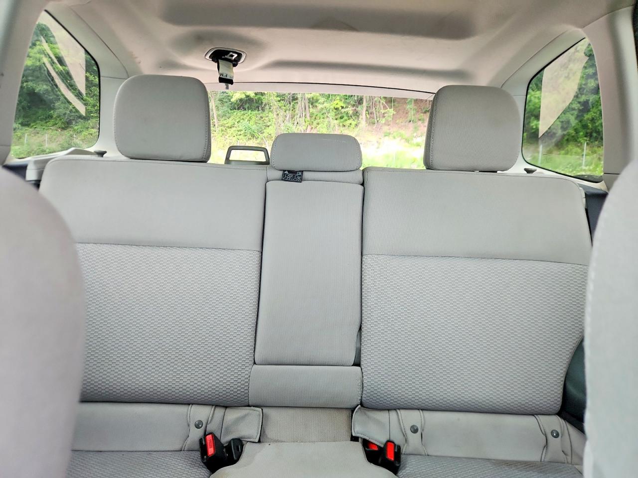 2014 Subaru Forester 2.5i Premium White vin: JF2SJAEC8EH537756