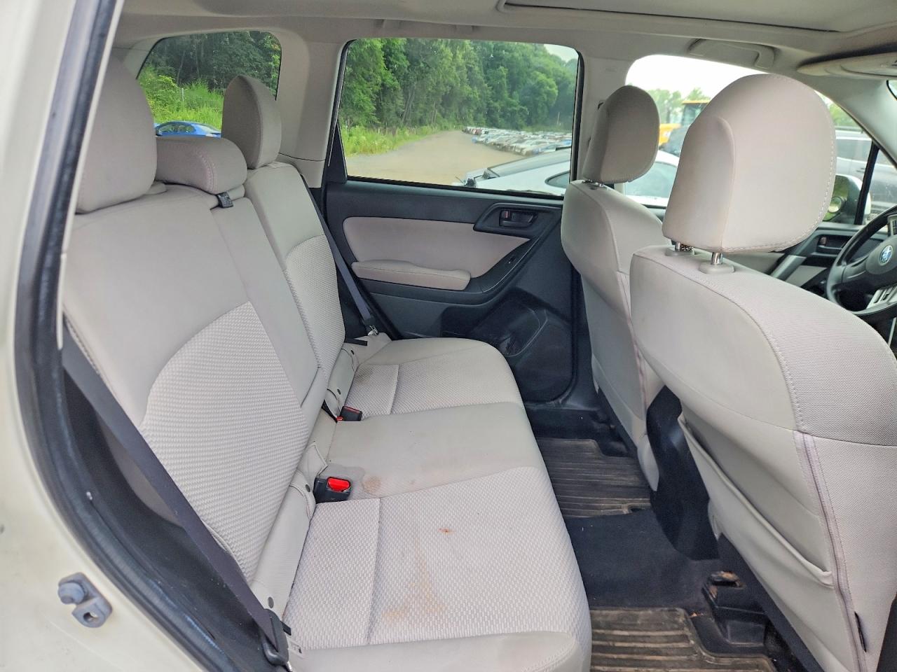 2014 Subaru Forester 2.5i Premium White vin: JF2SJAEC8EH537756