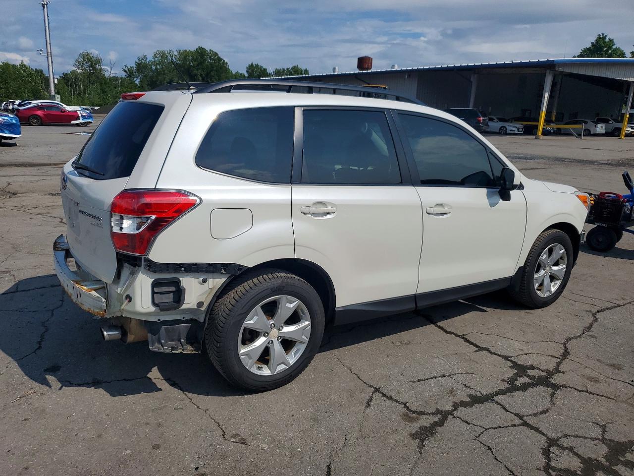2014 Subaru Forester 2.5i Premium White vin: JF2SJAEC8EH537952