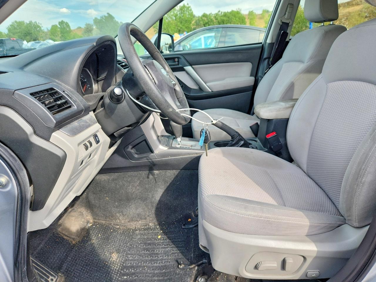 2014 Subaru Forester 2.5i Premium Серебряный vin: JF2SJAEC8EH557005