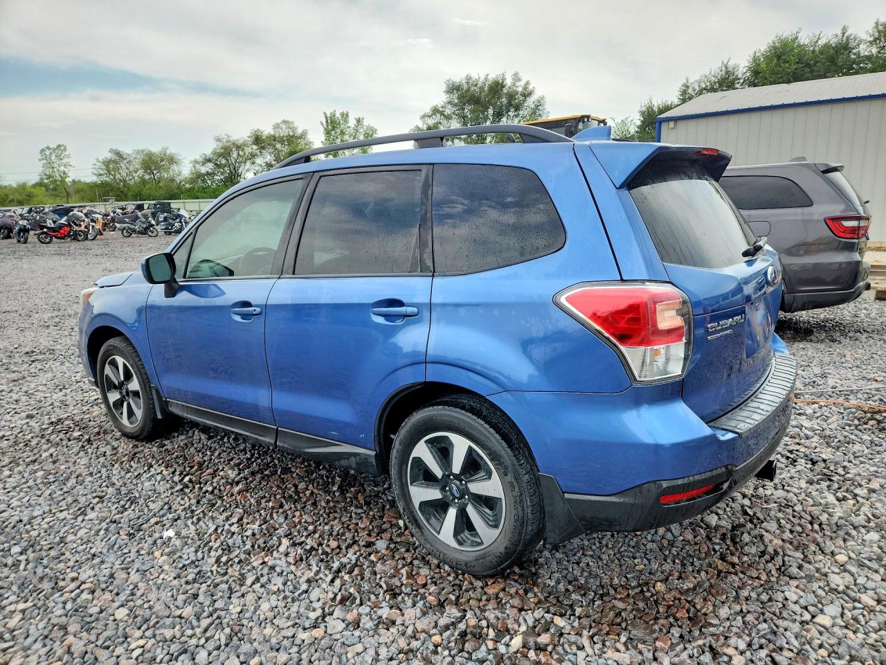 2017 Subaru Forester 2.5i Premium Синий vin: JF2SJAEC8HH495187