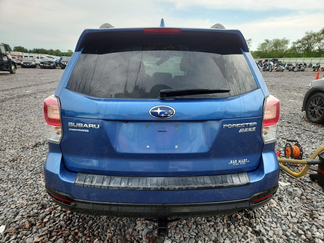 2017 Subaru Forester 2.5i Premium Синий vin: JF2SJAEC8HH495187