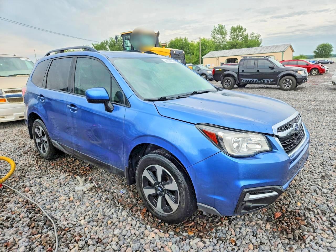 2017 Subaru Forester 2.5i Premium Синий vin: JF2SJAEC8HH495187