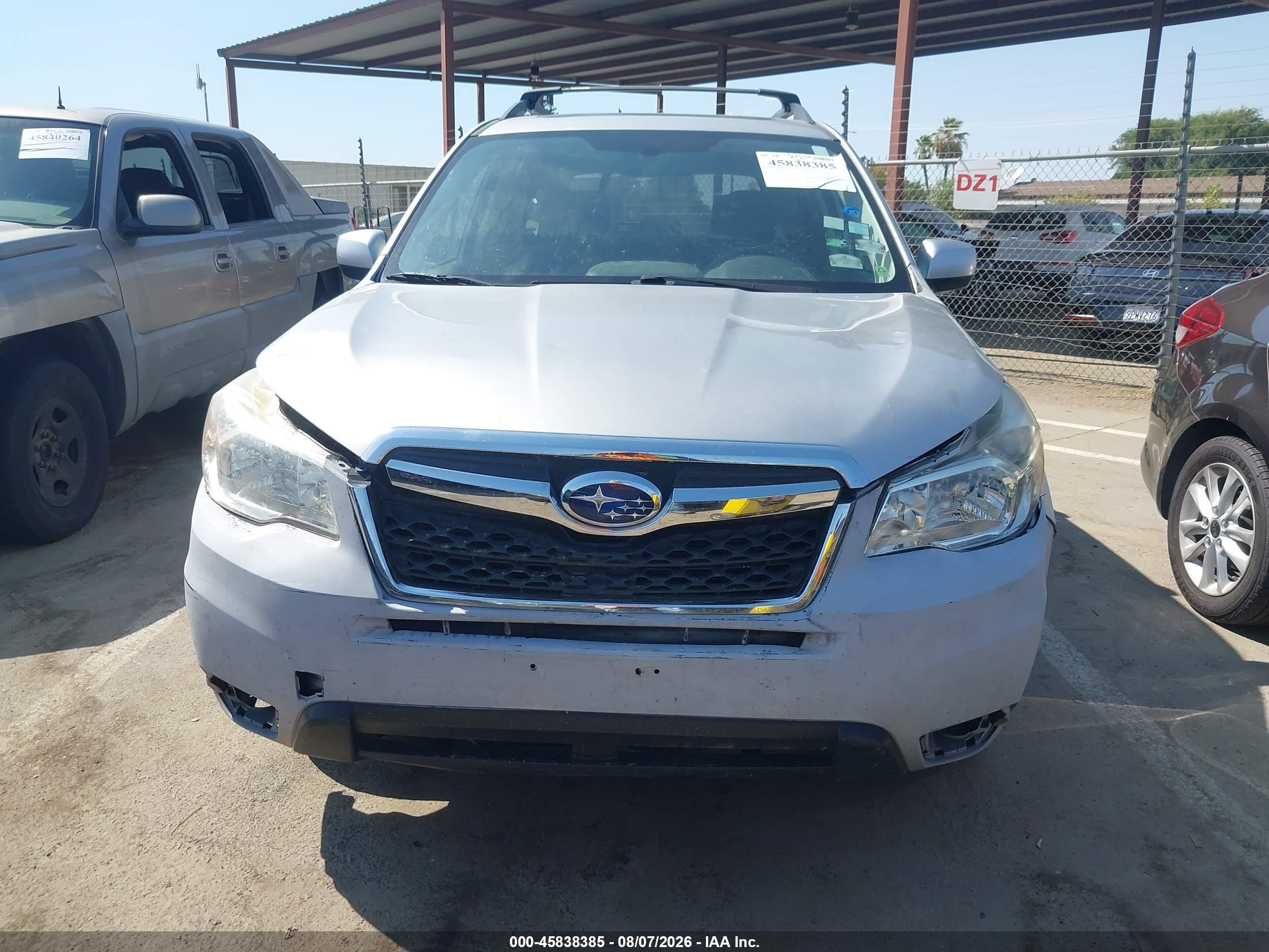 2014 Subaru Forester 2.5i Premium Silver vin: JF2SJAEC9EH403712