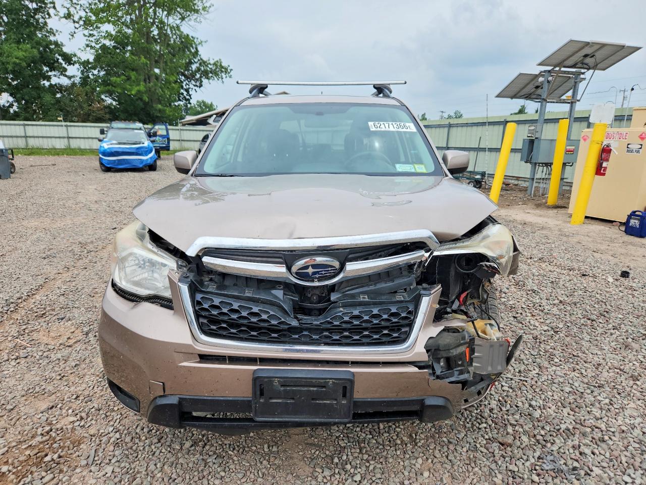 2014 Subaru Forester 2.5i Premium Gold vin: JF2SJAEC9EH494139