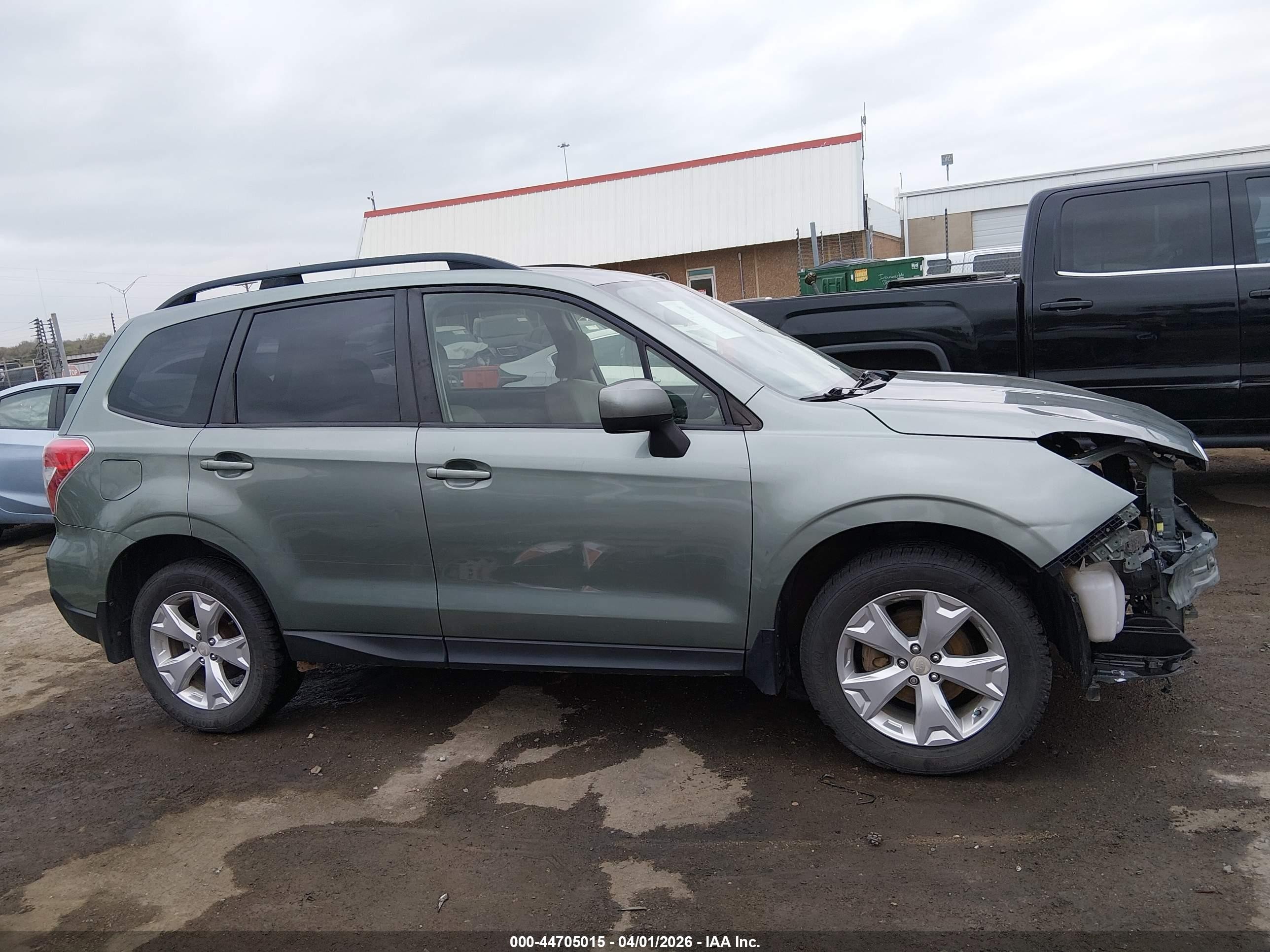 2014 Subaru Forester 2.5i Premium Green vin: JF2SJAEC9EH494514