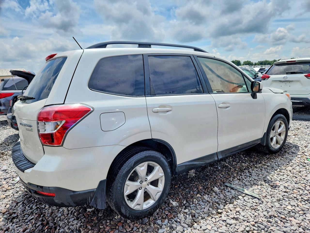 2014 Subaru Forester 2.5i Premium Белый vin: JF2SJAEC9EH498790