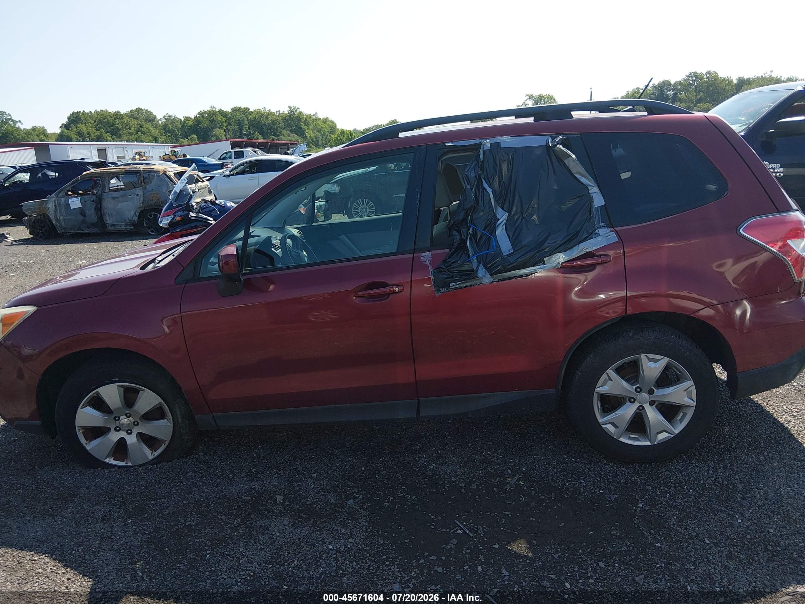 2014 Subaru Forester 2.5i Premium Burgundy vin: JF2SJAEC9EH505463
