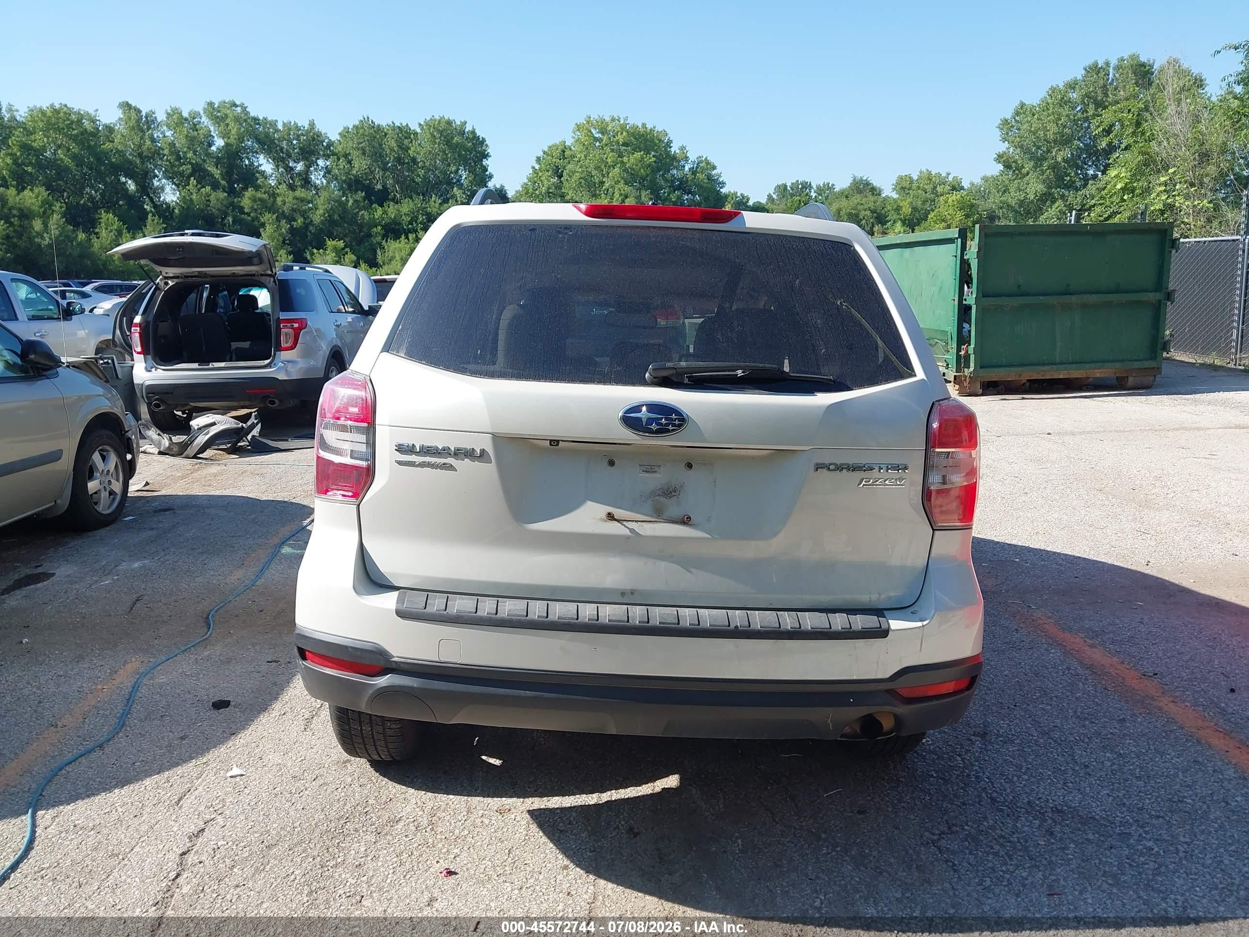 2014 Subaru Forester 2.5i Premium Белый vin: JF2SJAECXEH402262