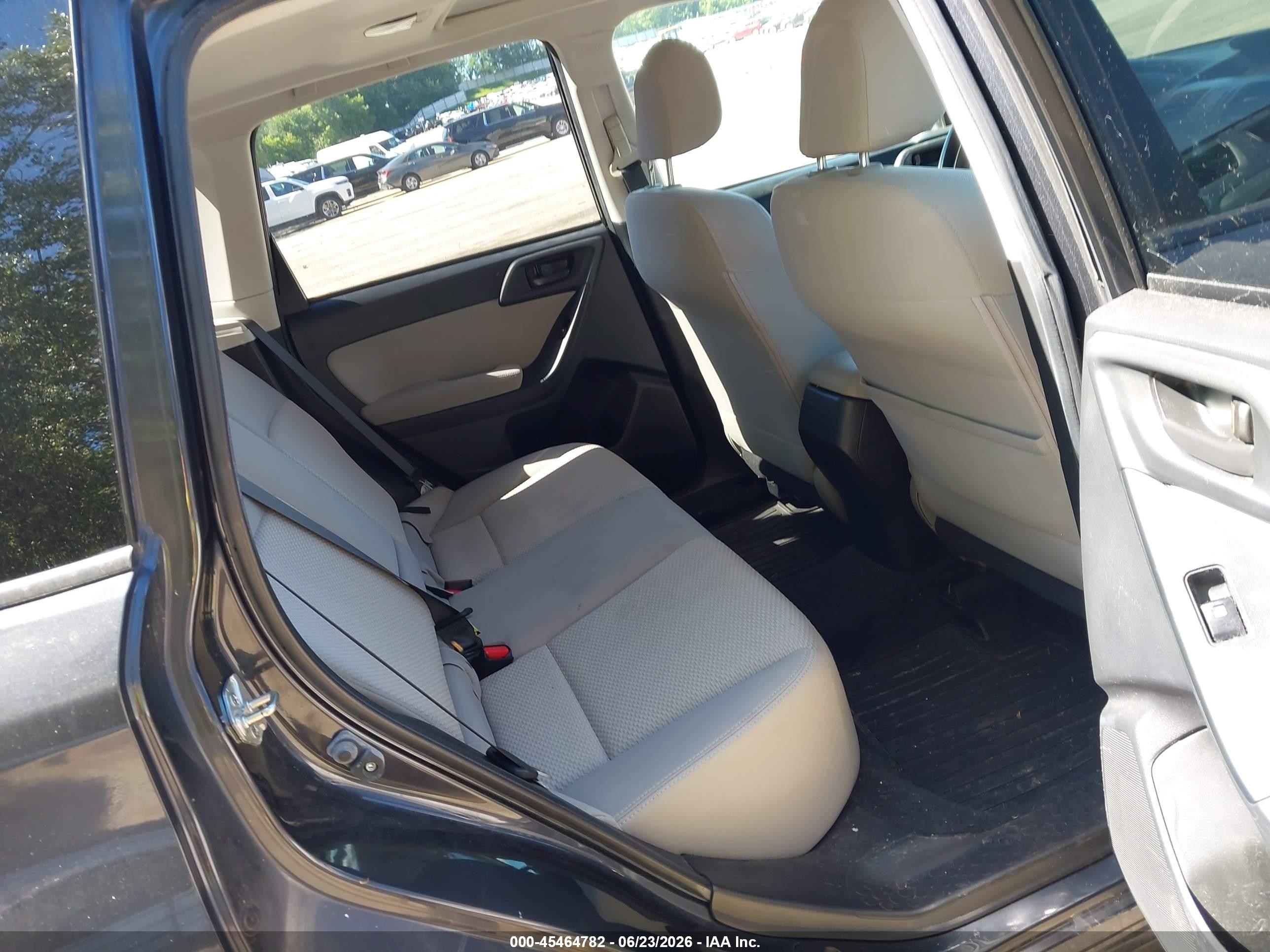2014 Subaru Forester 2.5i Premium Gray vin: JF2SJAECXEH429770