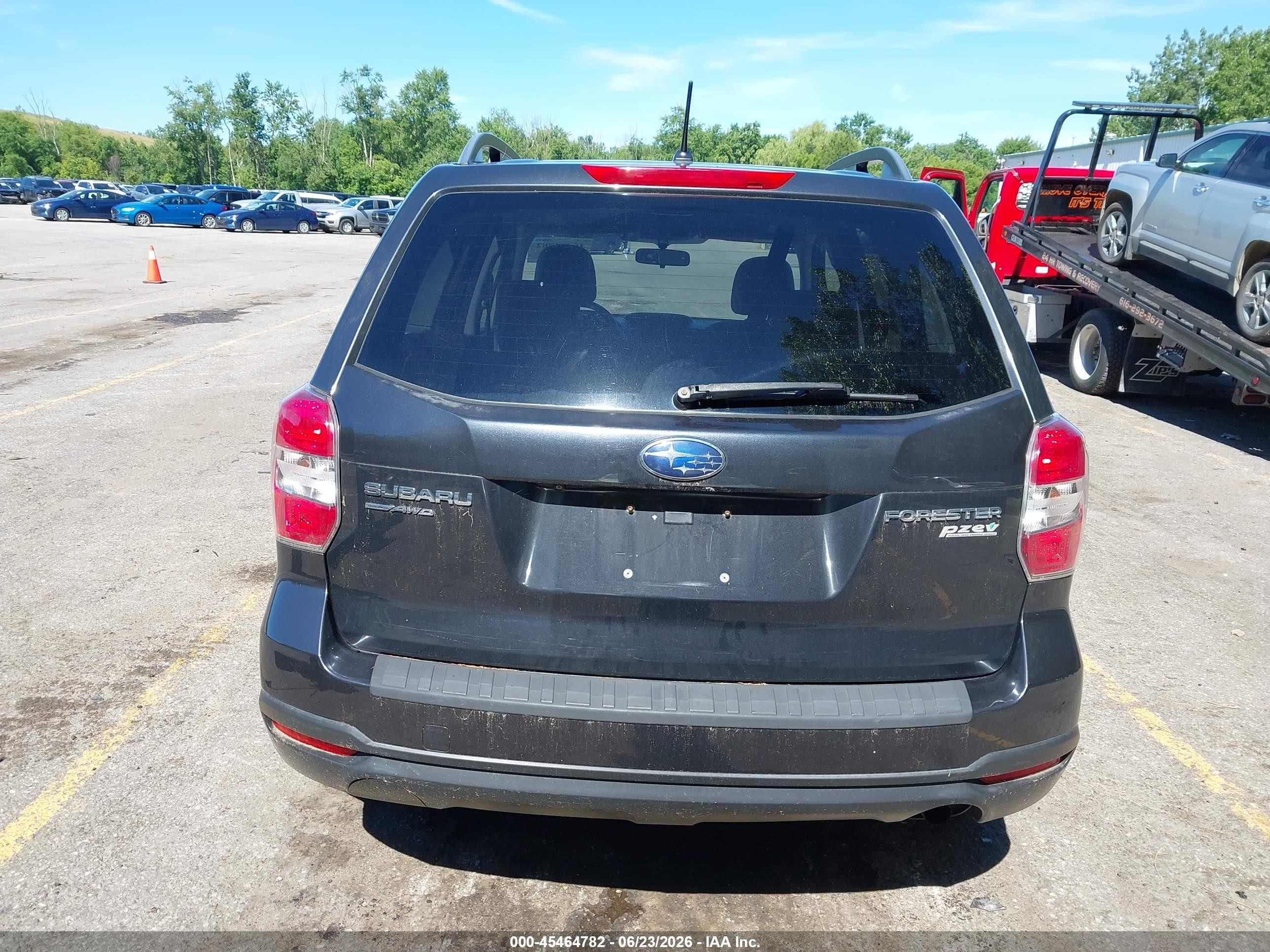 2014 Subaru Forester 2.5i Premium Gray vin: JF2SJAECXEH429770