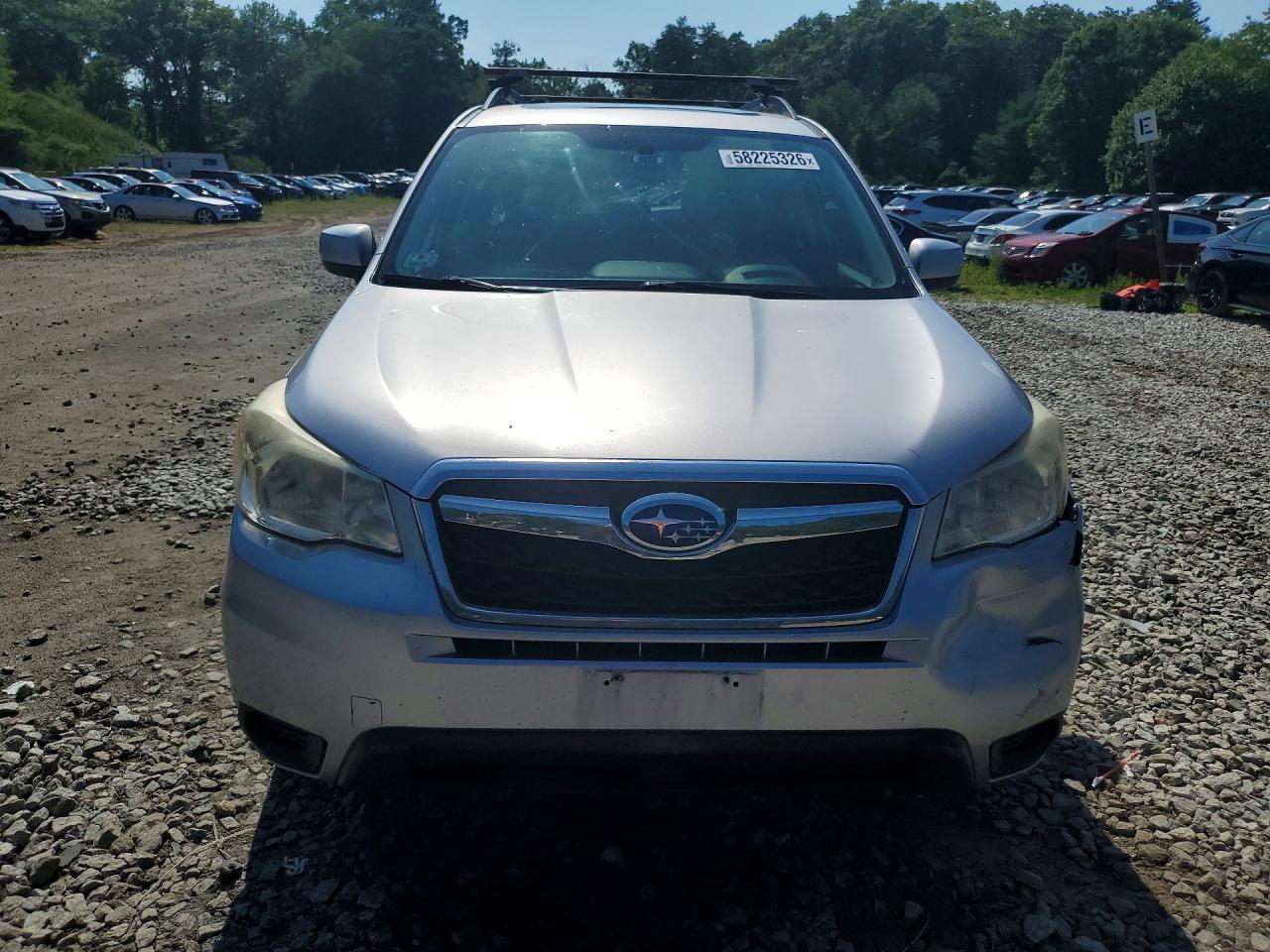 2014 Subaru Forester 2.5i Premium Silver vin: JF2SJAECXEH433124