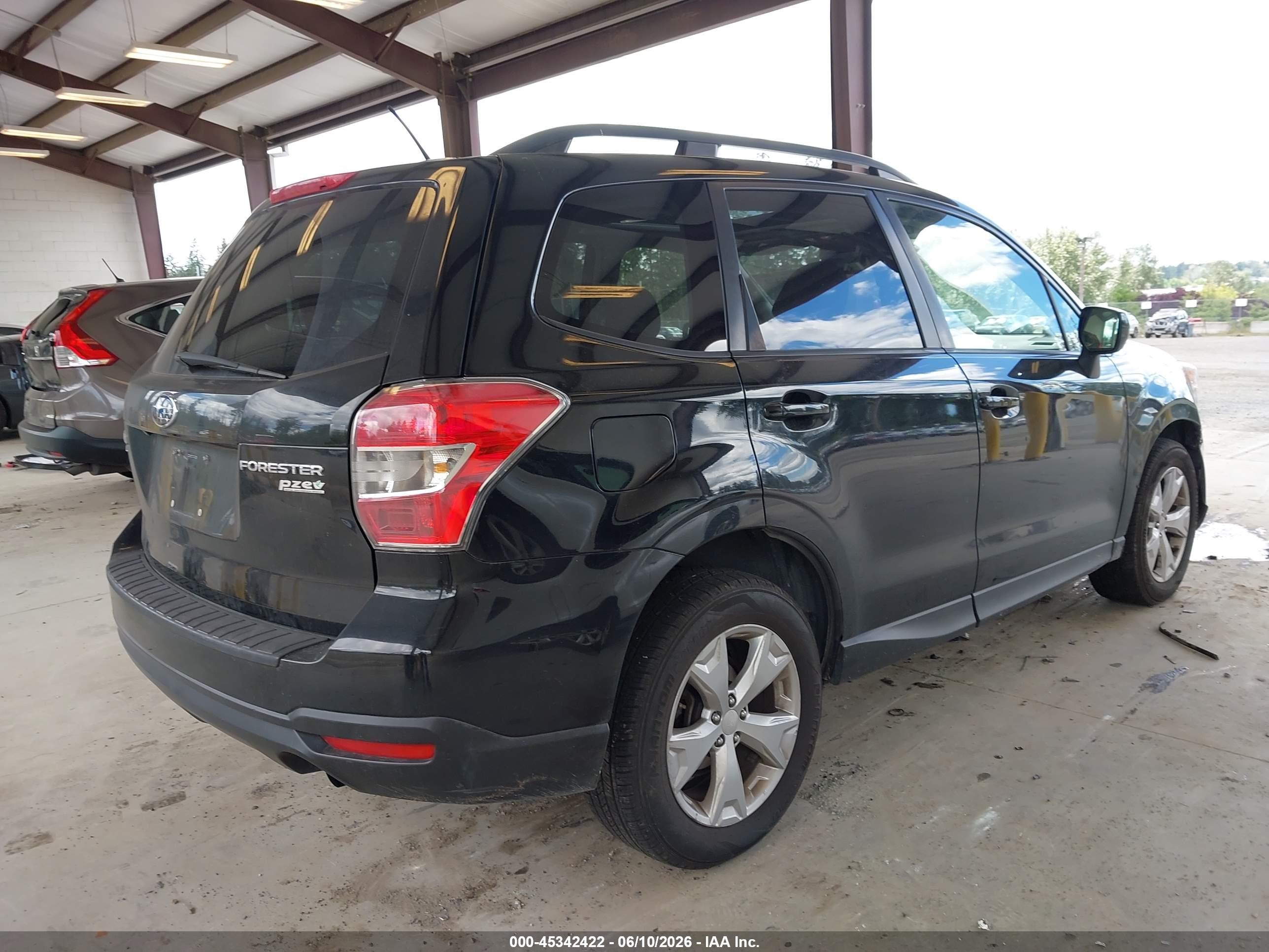 2014 Subaru Forester 2.5i Premium Black vin: JF2SJAECXEH481738
