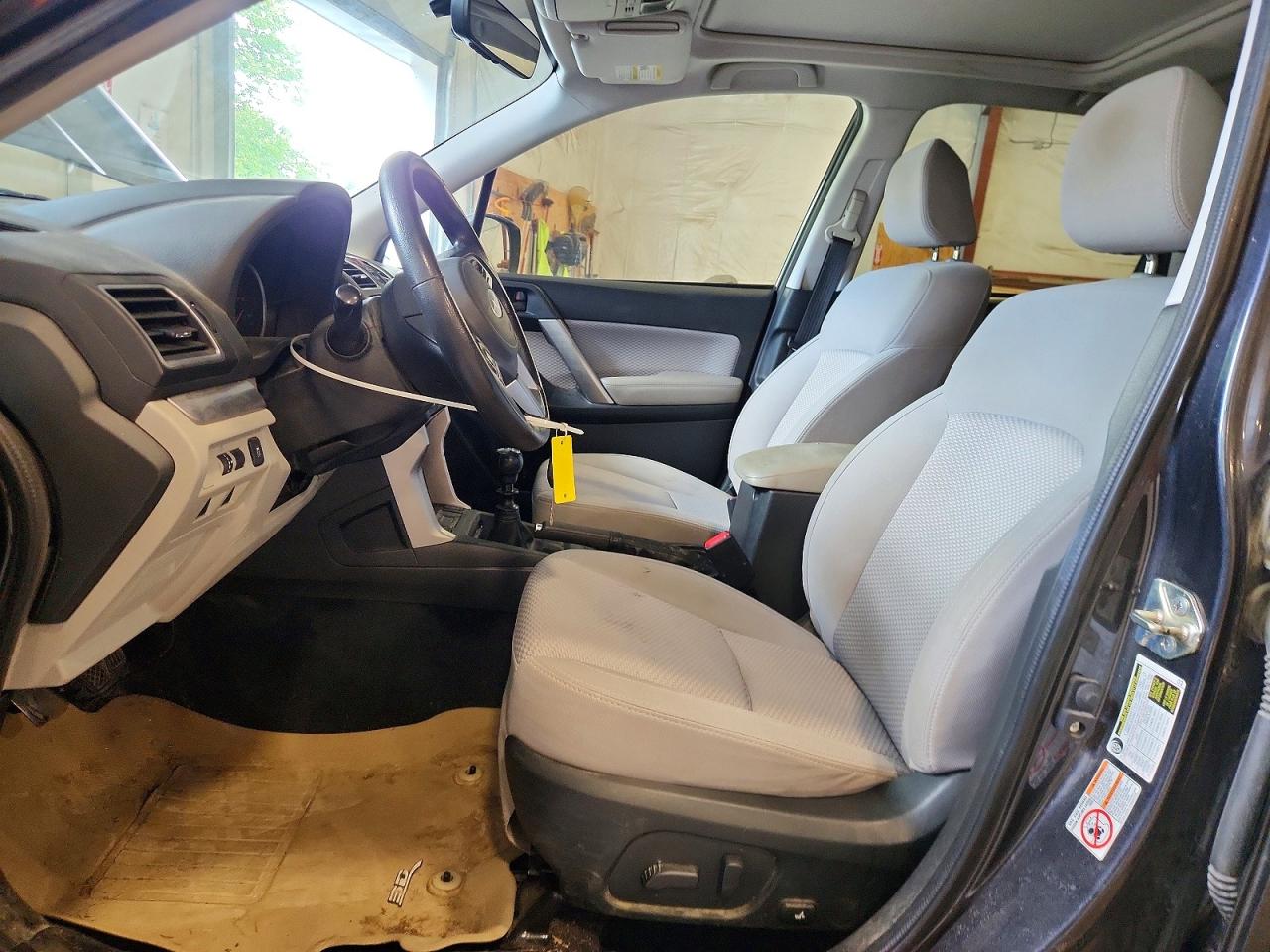 2017 Subaru Forester 2.5i Premium Gray vin: JF2SJAECXHG804275