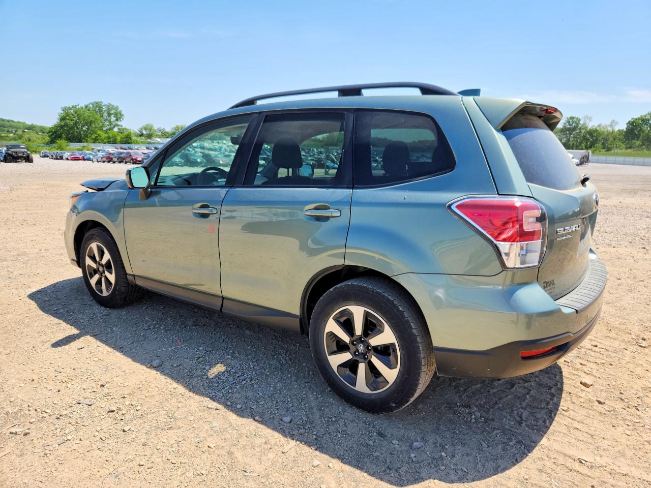 2018 Subaru Forester 2.5i Premium Green vin: JF2SJAECXJH567724