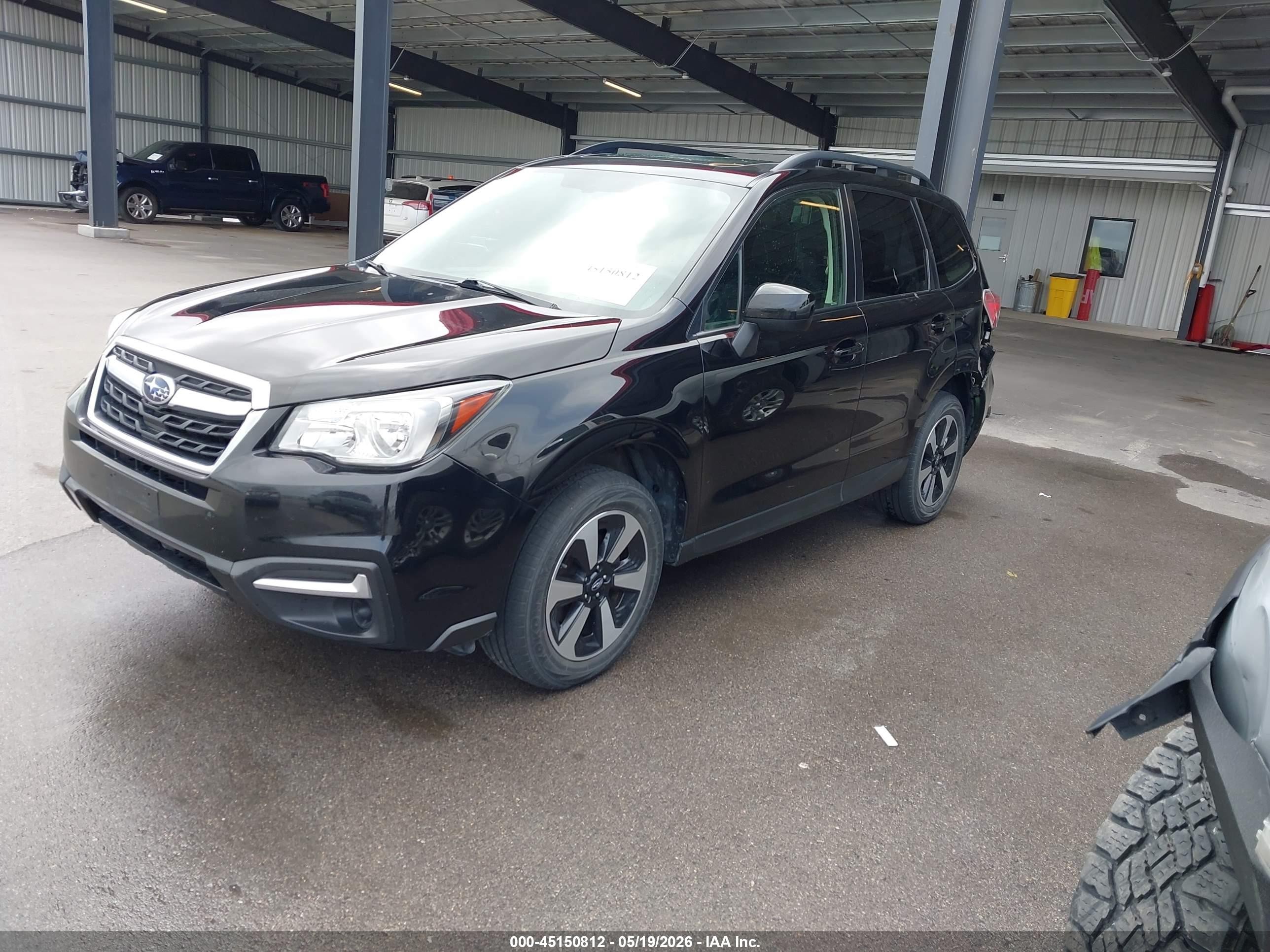 2018 Subaru Forester 2.5i Premium Черный vin: JF2SJAECXJH569912