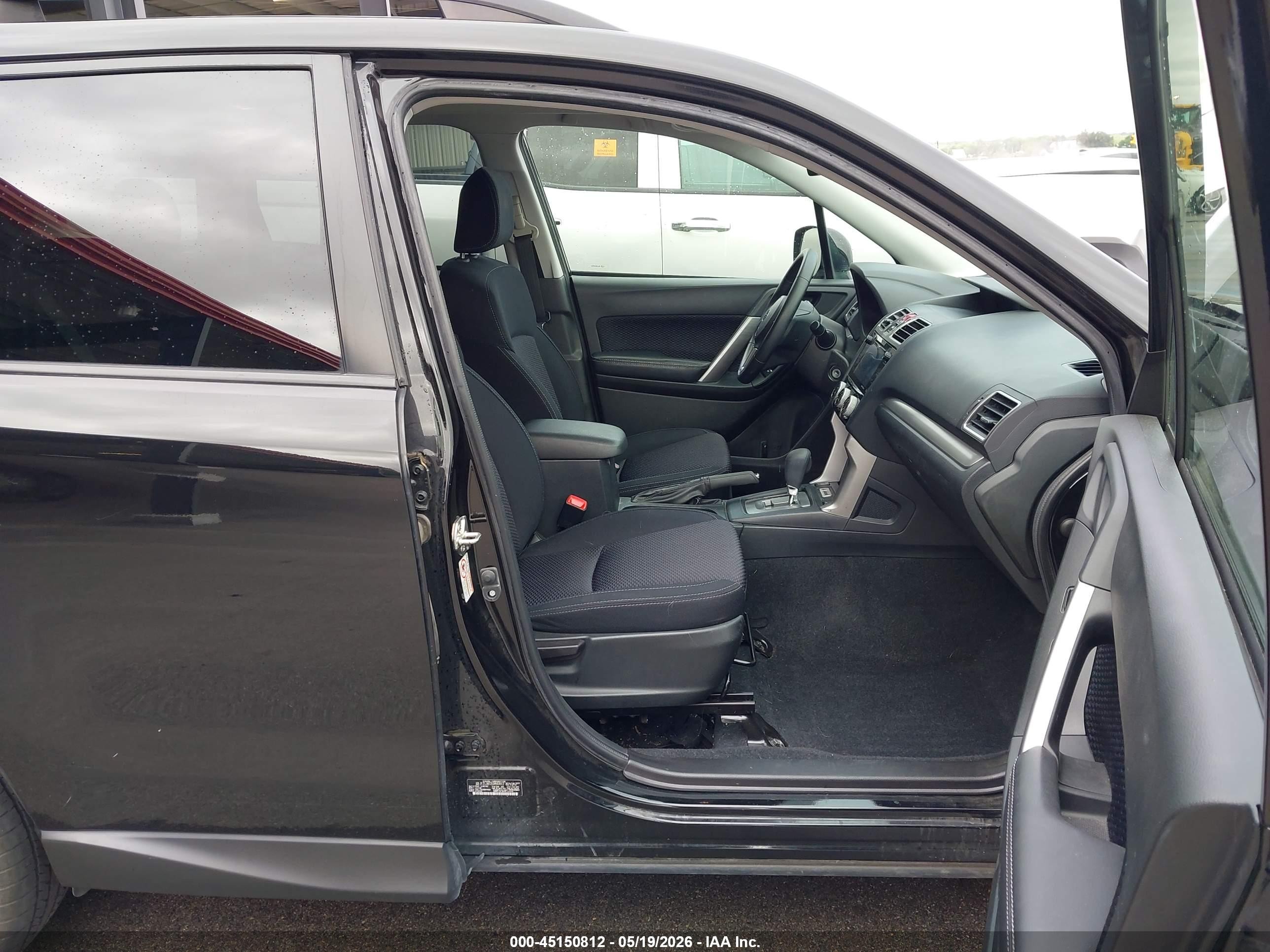 2018 Subaru Forester 2.5i Premium Черный vin: JF2SJAECXJH569912