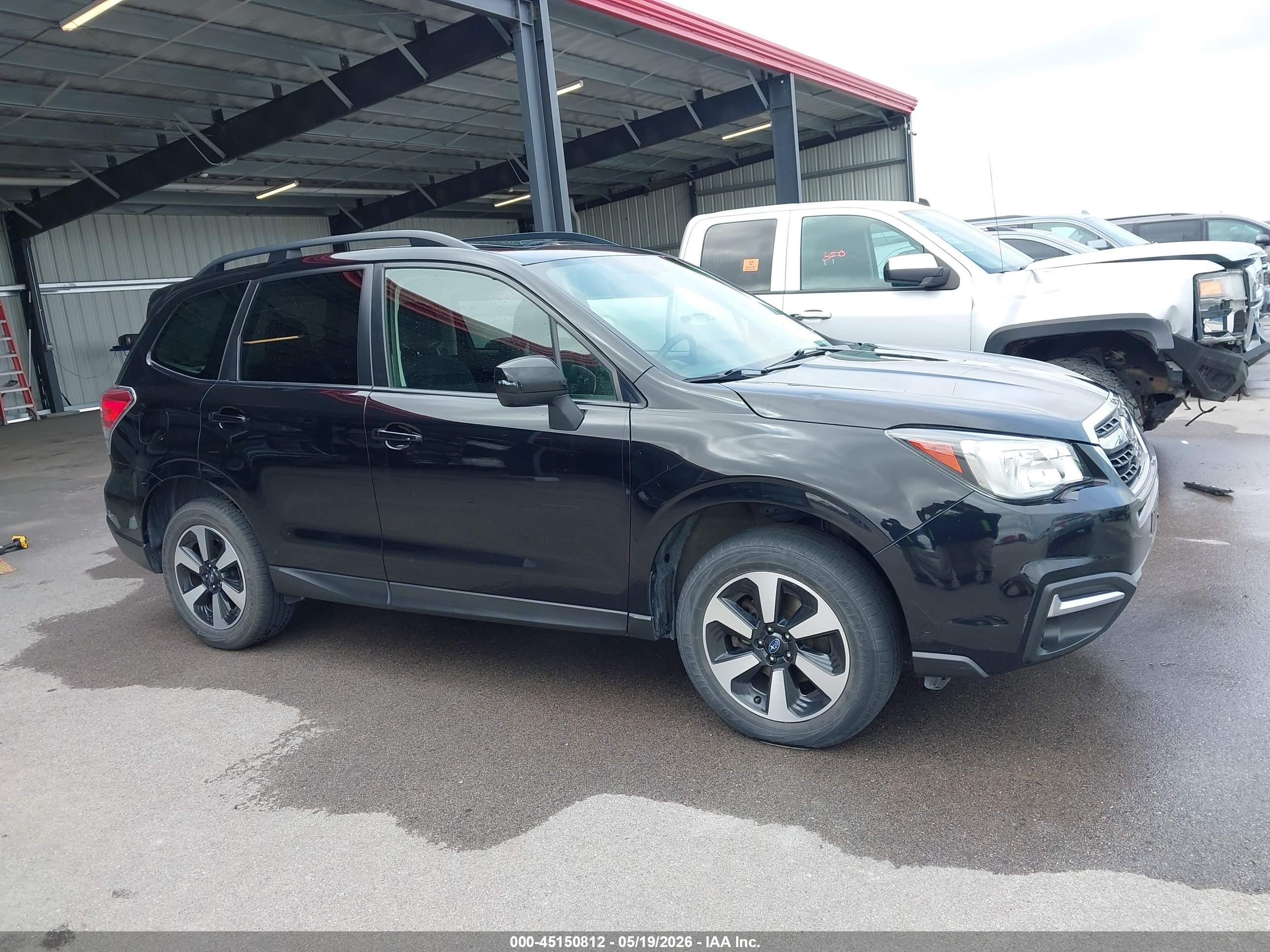 2018 Subaru Forester 2.5i Premium Черный vin: JF2SJAECXJH569912