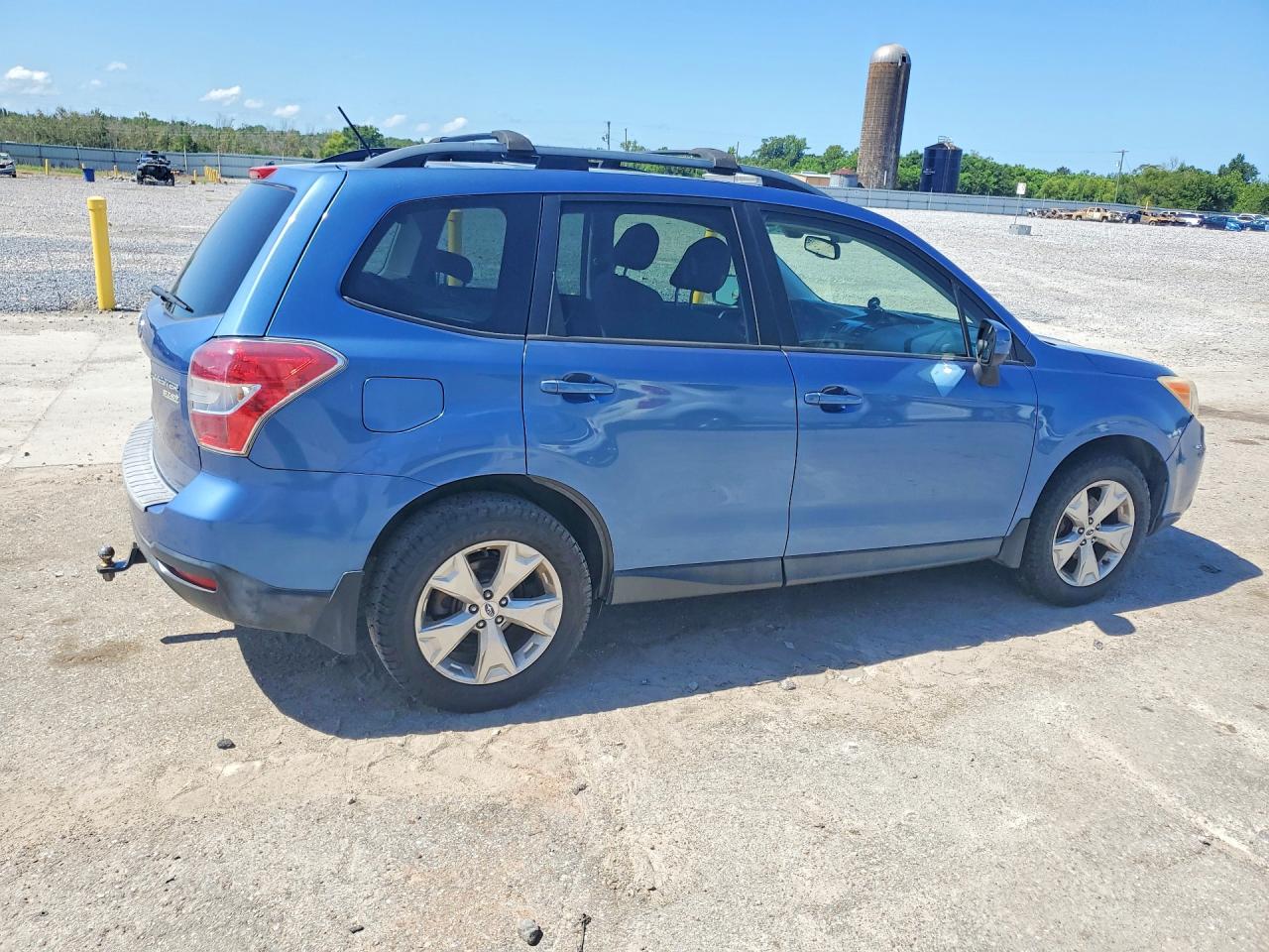 2015 Subaru Forester 2.5i Premium Blue vin: JF2SJAFC0FH580746