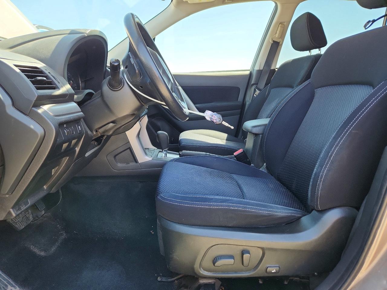2015 Subaru Forester 2.5i Premium Tan vin: JF2SJAFC1FH435604