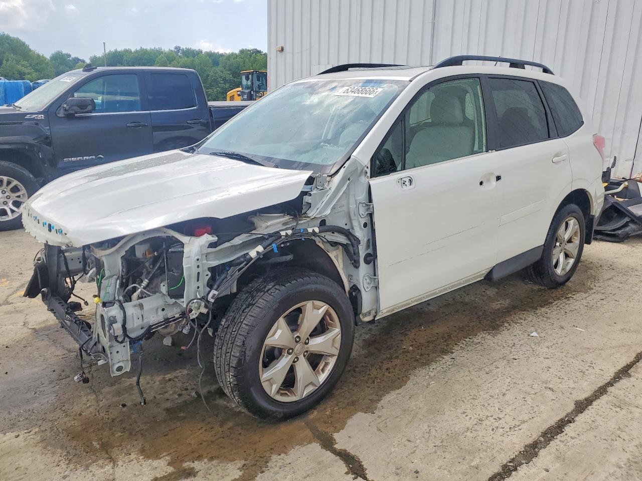 2015 Subaru Forester 2.5i Premium White vin: JF2SJAFC1FH820869